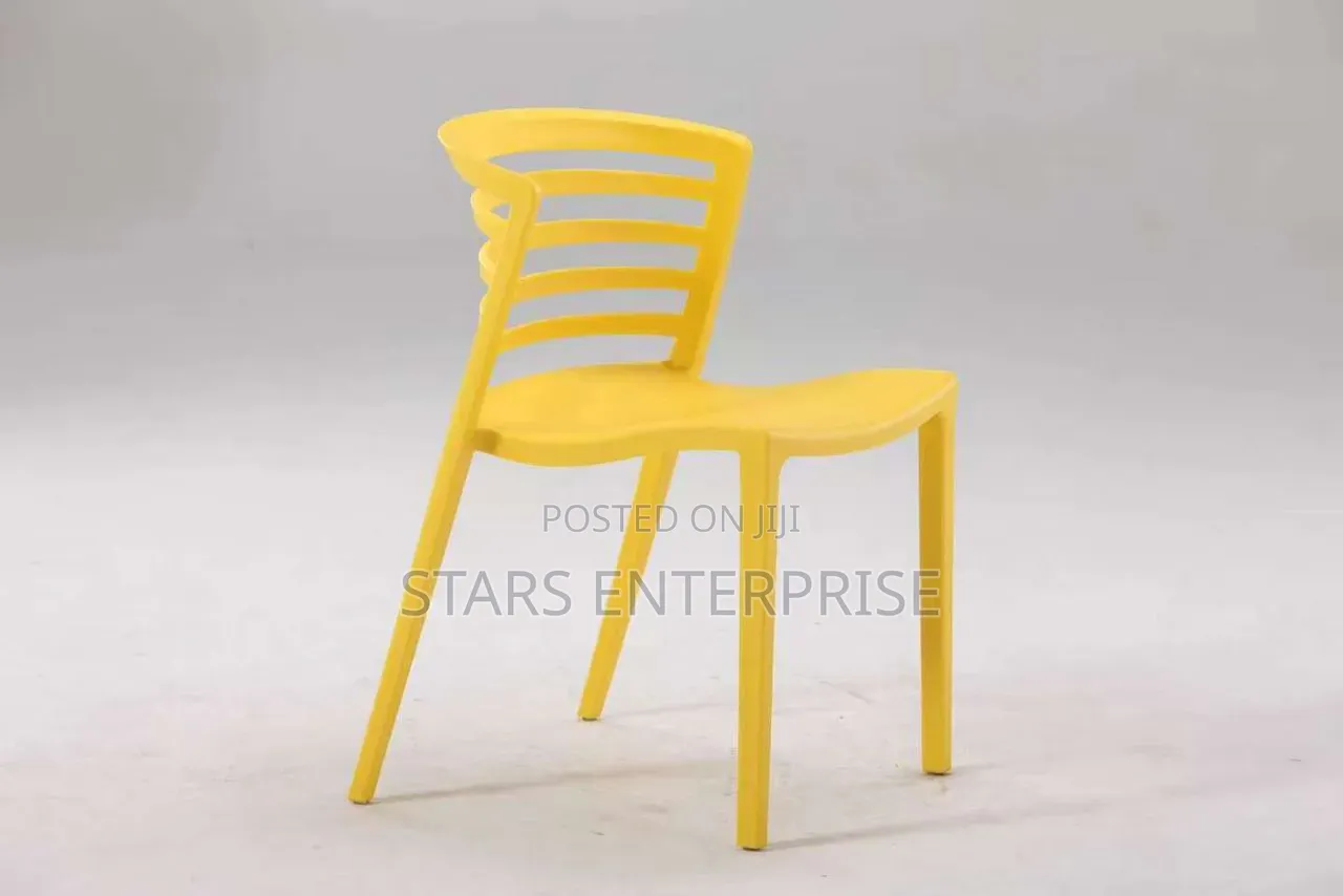 Modern Restaurant Chair / Visitors Chair