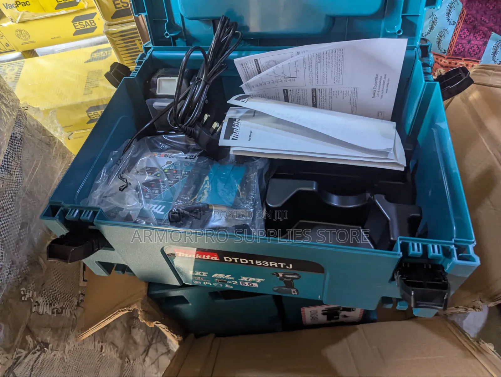 Makita DTD153Z / XDT13 18V LXT Cordless Brushless Impact Driver .