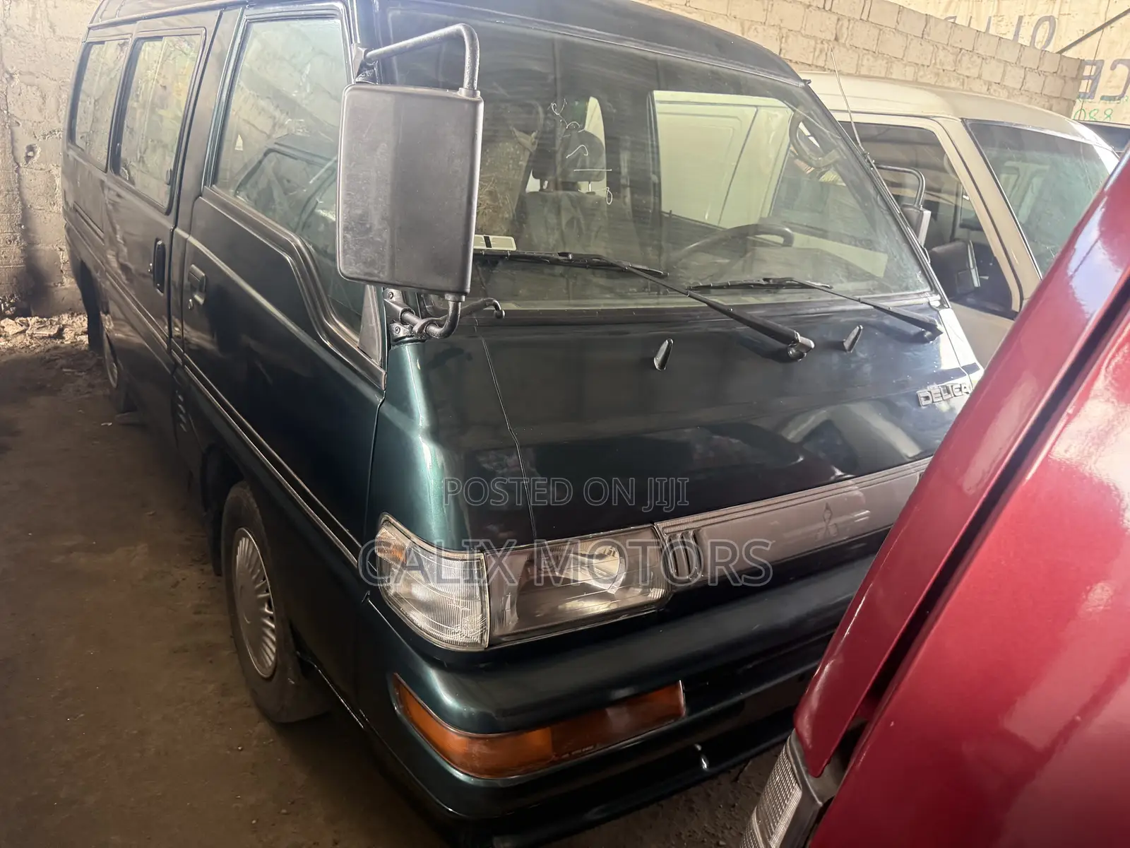 Mitsubishi L300 2007 Green