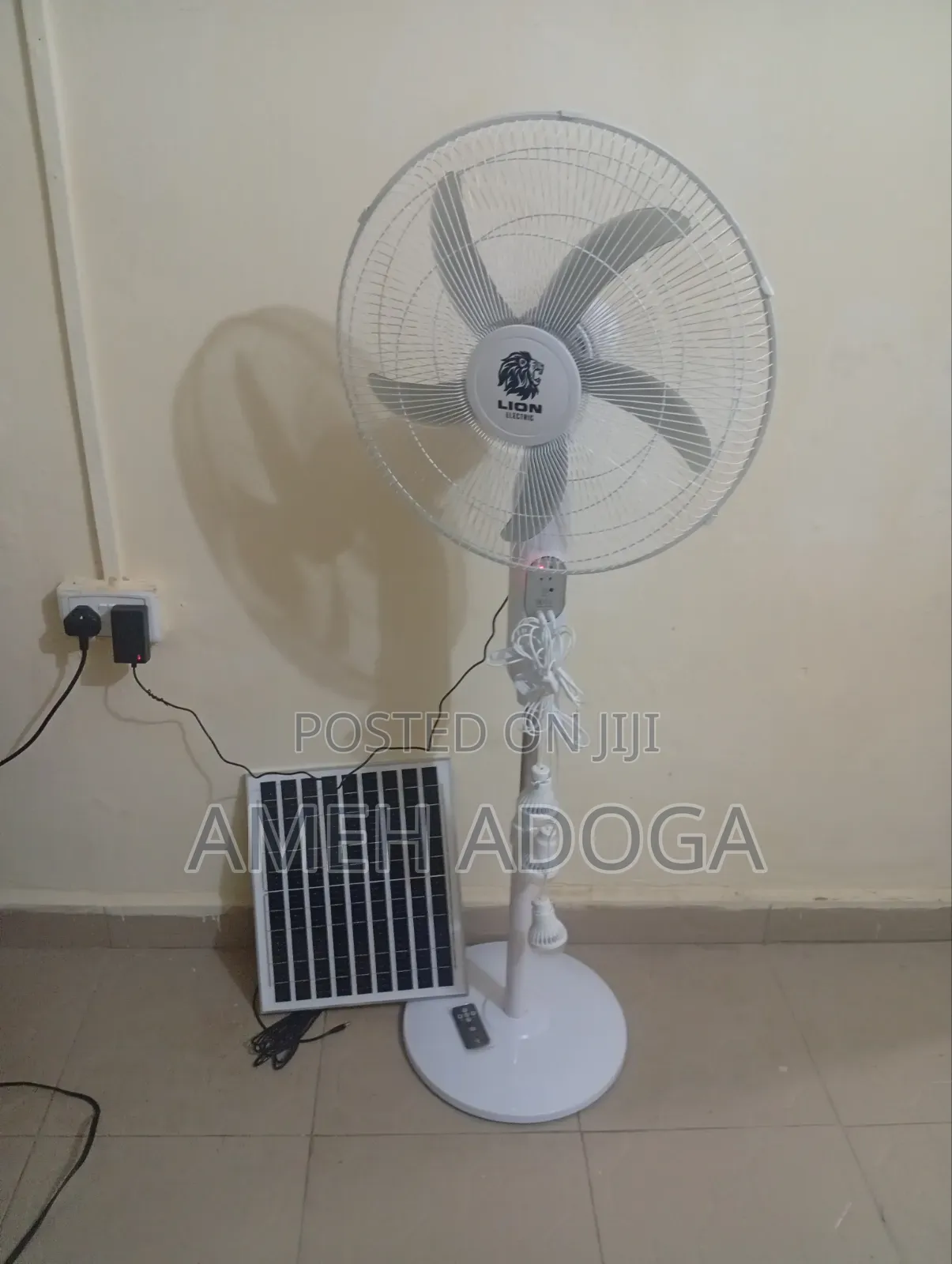 Lion Electric 18 Inches Solar Fan