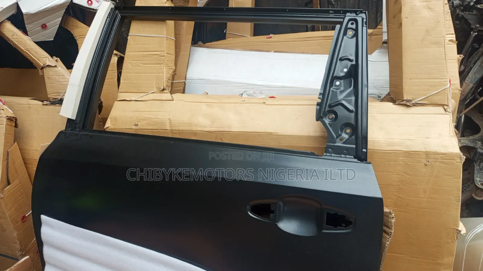 Back Door Left for Toyota Highlander 2015 / 2019
