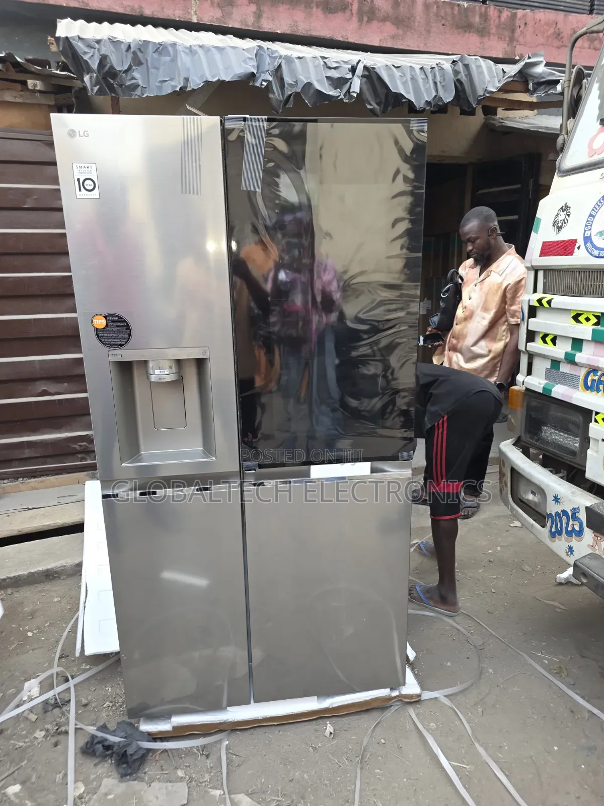 LG REF 257 CSES-X 674L InstaView SBS Fridge, Water & Ice Dispenser