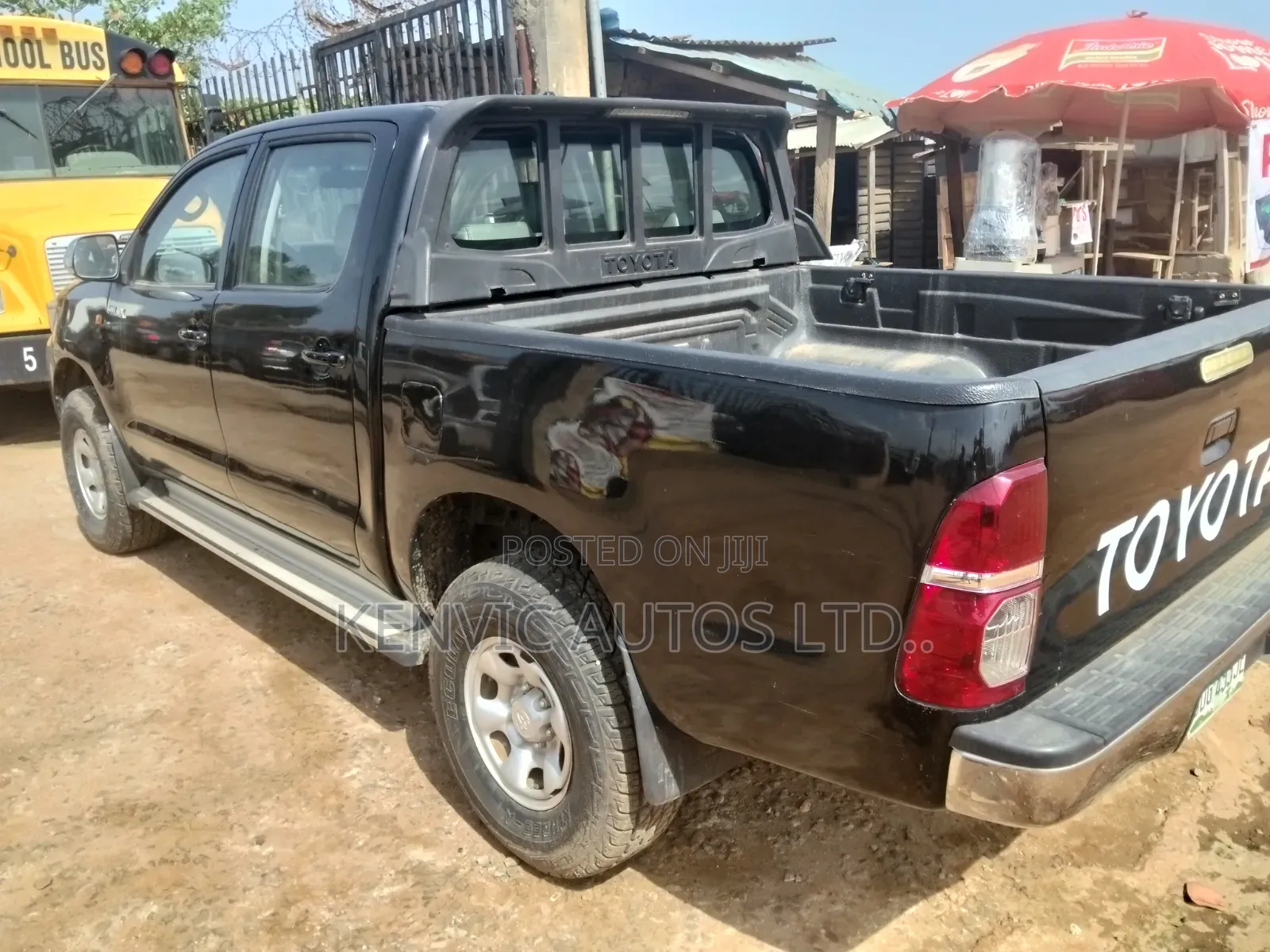 Toyota Hilux SR5 BLACK 4x4 2015 Black