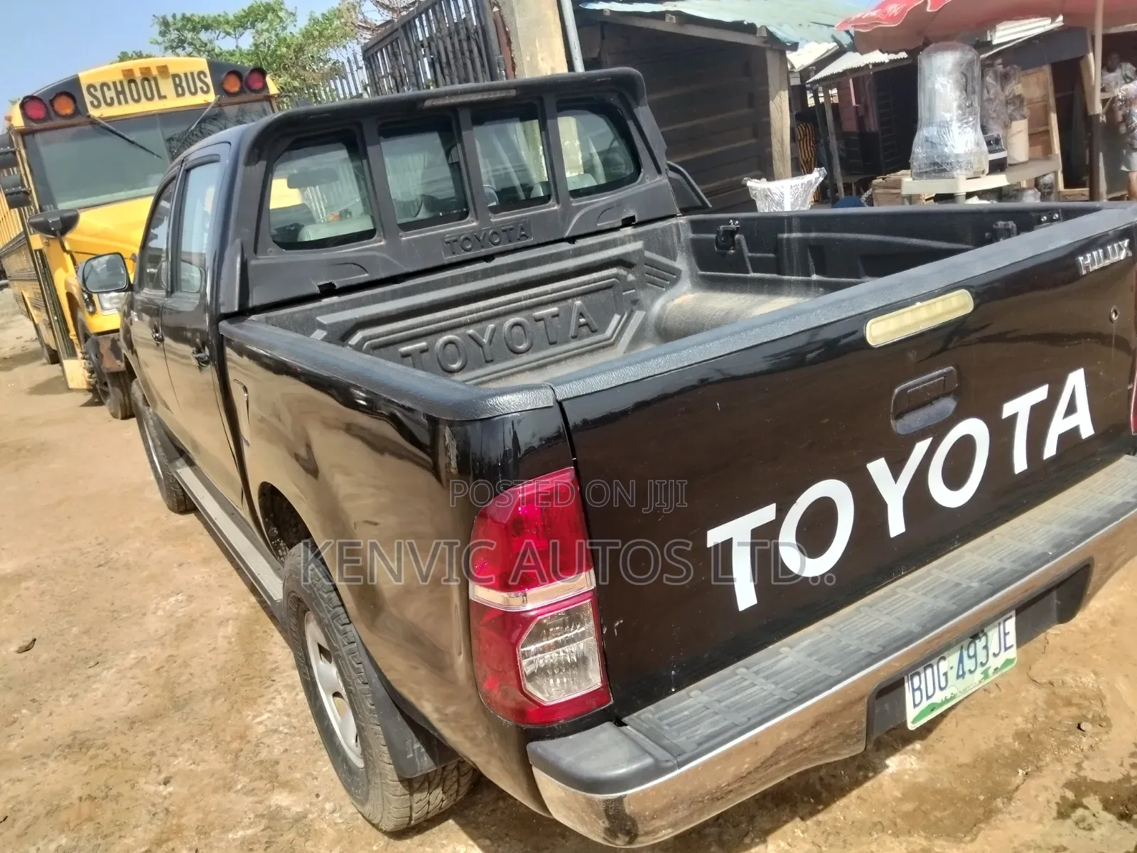 Toyota Hilux SR5 BLACK 4x4 2015 Black