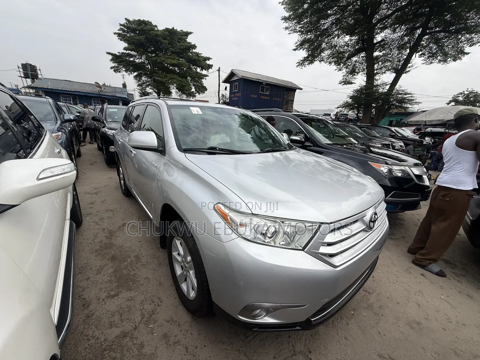 Toyota Highlander Limited 3.5l 4WD 2013 Silver