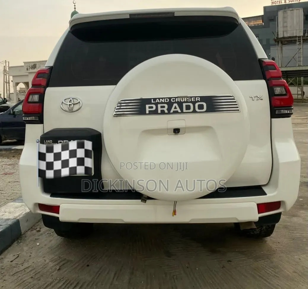 Toyota Land Cruiser Prado 2019 White