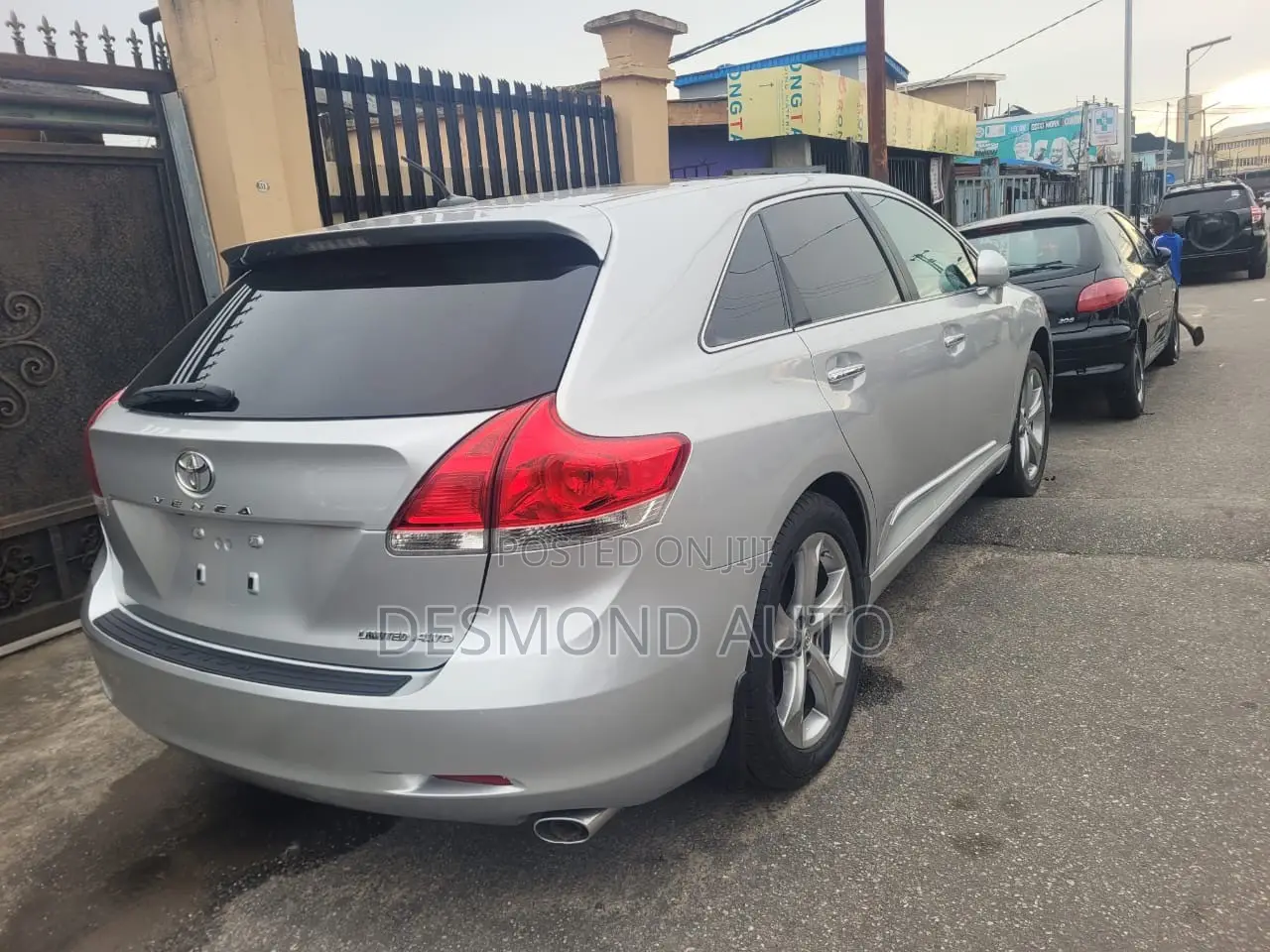 Toyota Venza Limited 2012 Silver
