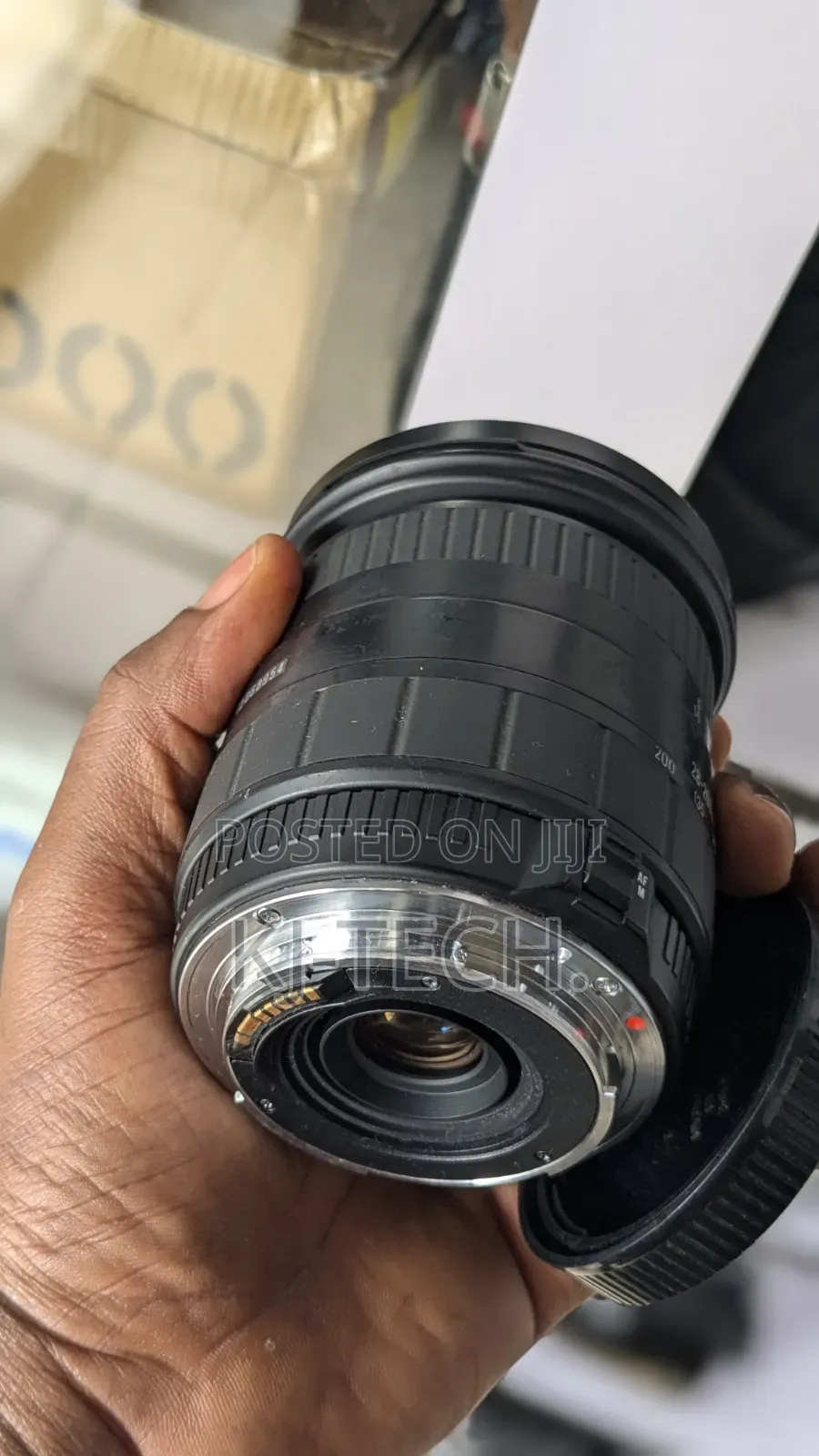 Camera Lens (28-200mm)