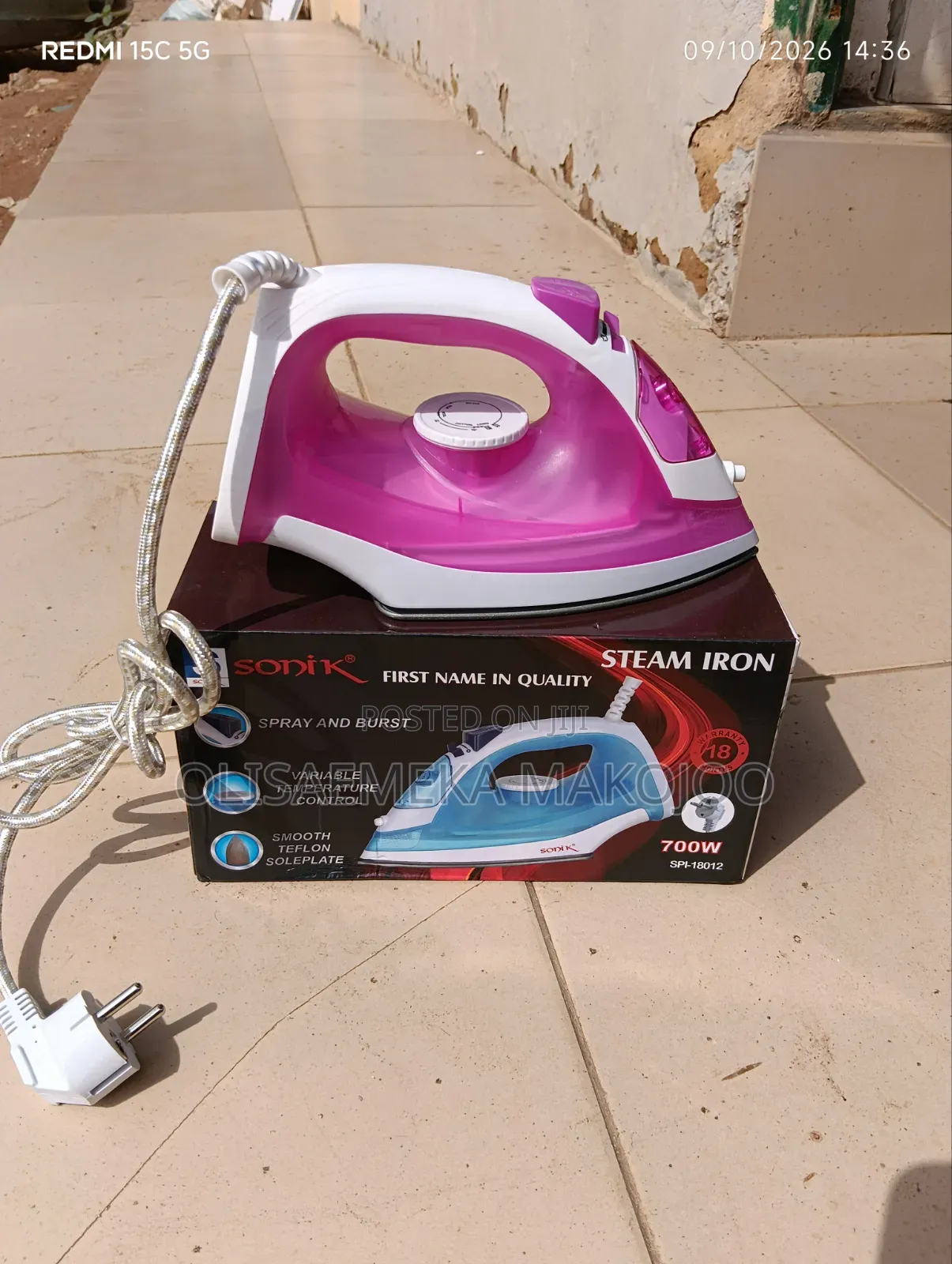 700watt Steaming Inverter Iron