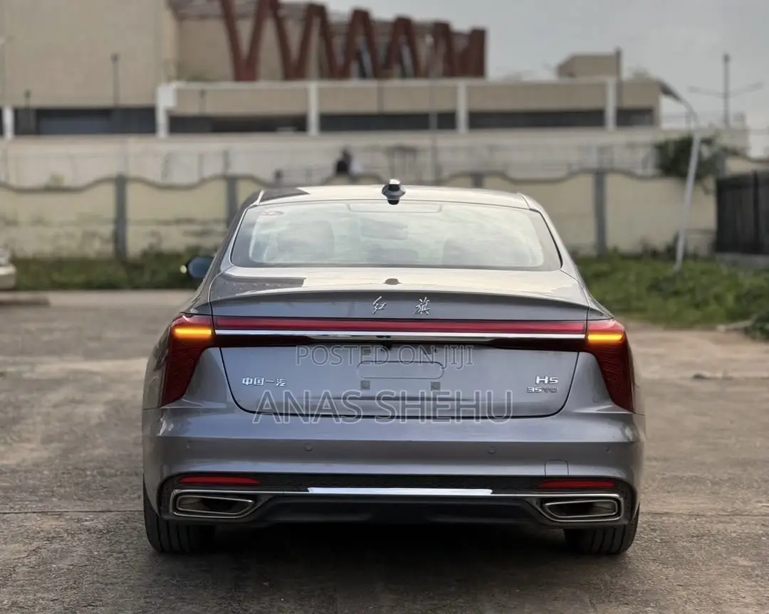 New Hongqi H5 2025 Gray