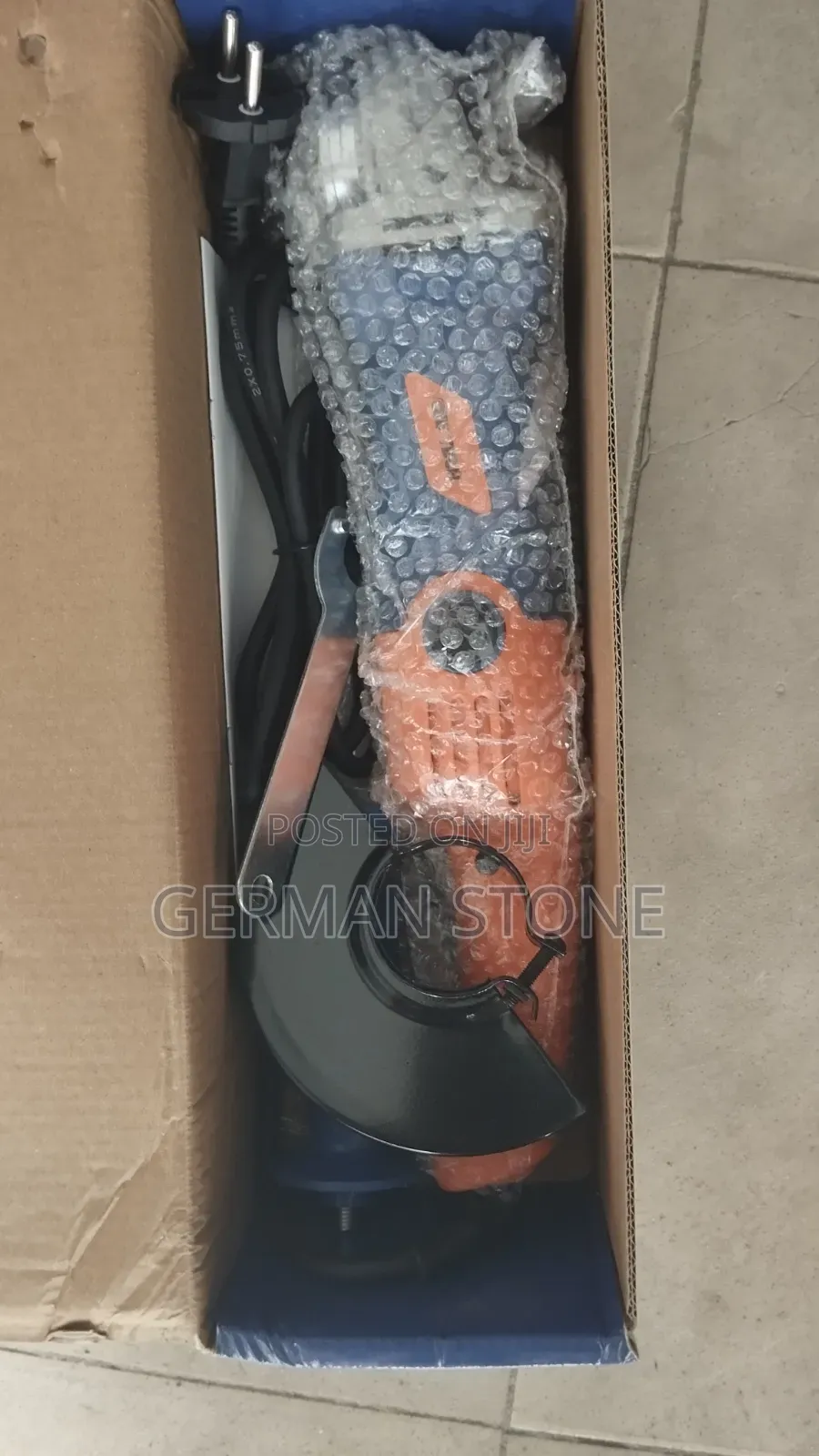 950W / 115mm Angle Grinder