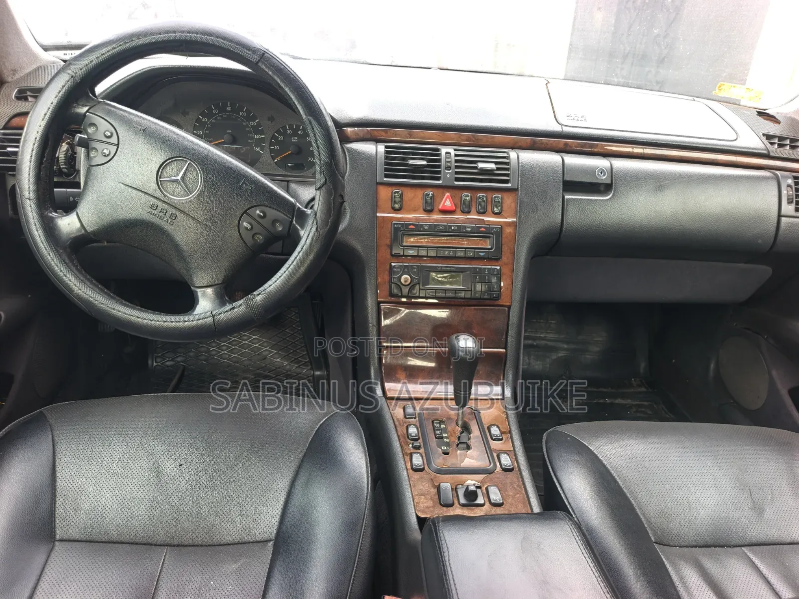 Mercedes-Benz E320 2000 Black