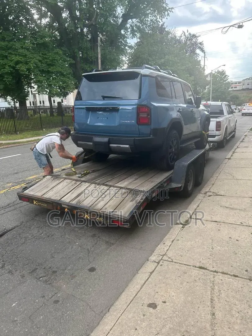 Toyota Land Cruiser Prado 2.4 Petrol 2025 Blue