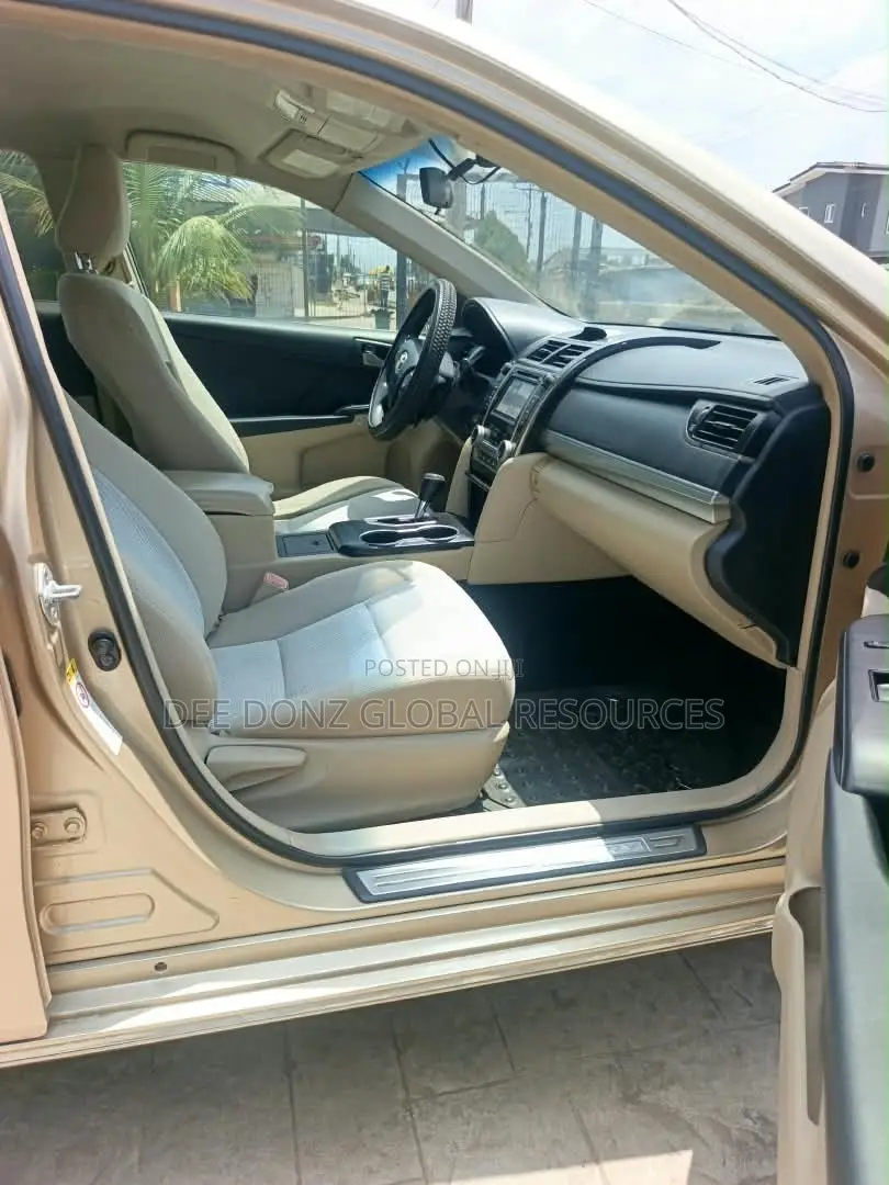 Toyota Camry 2013 Gold