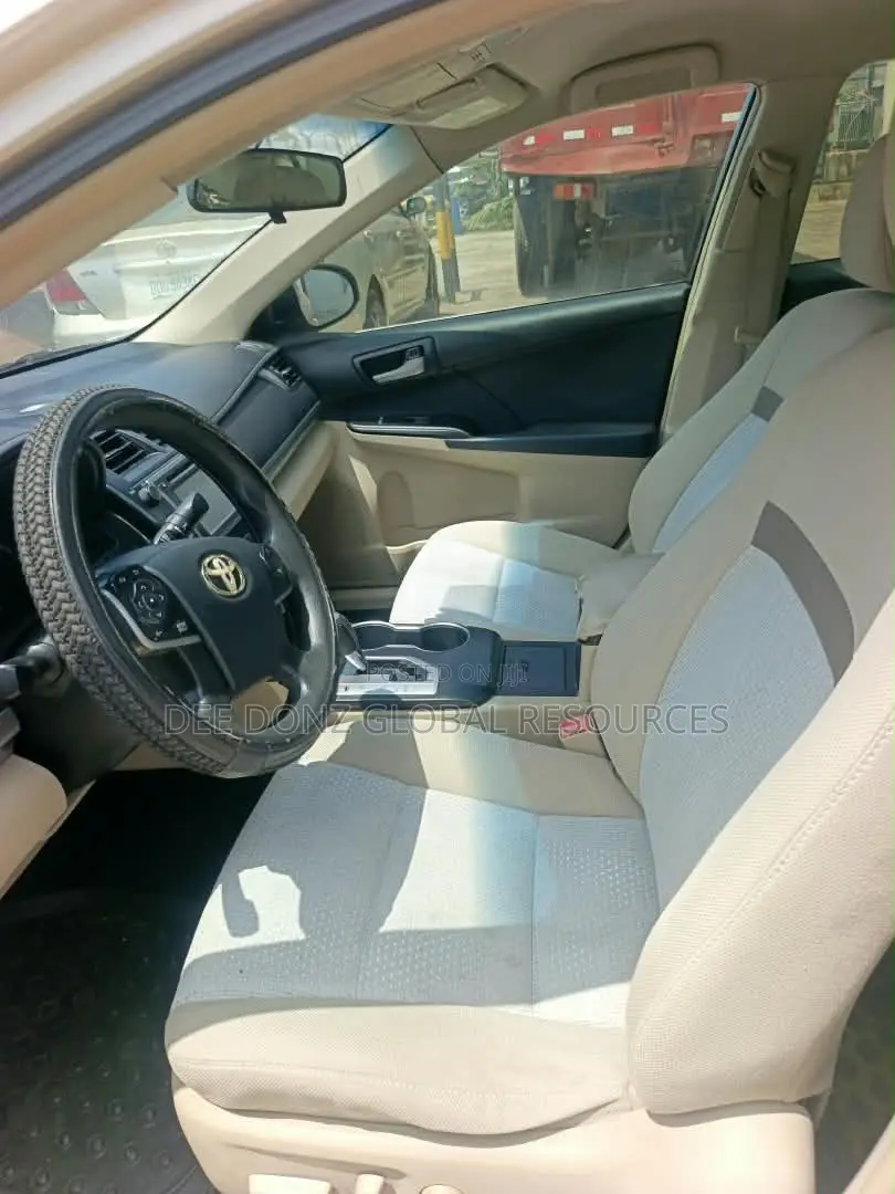 Toyota Camry 2013 Gold