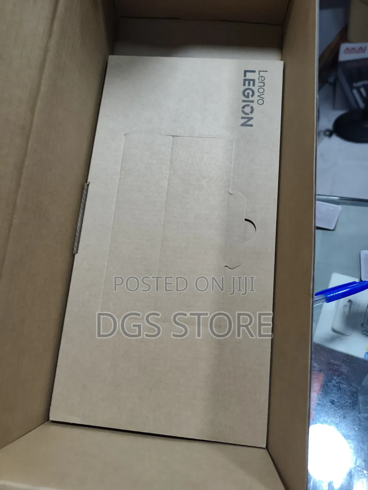 Open Box Lenovo AMD Ryzen Z2 Go 16/512gb