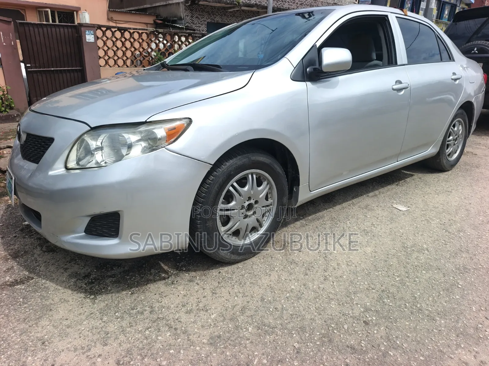 Toyota Corolla LE 4dr Sedan (1.8L 4 cyl 4A) 2009 Silver