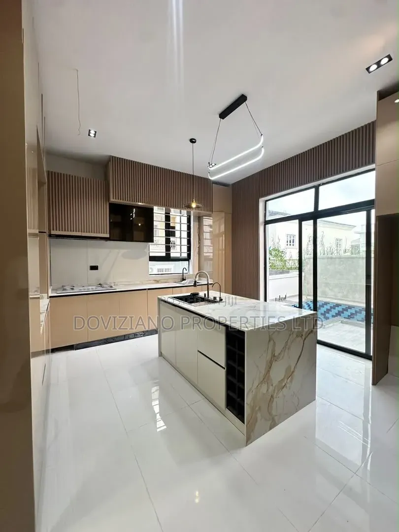 5bdrm Duplex in Abraham Adesanya Estate for sale