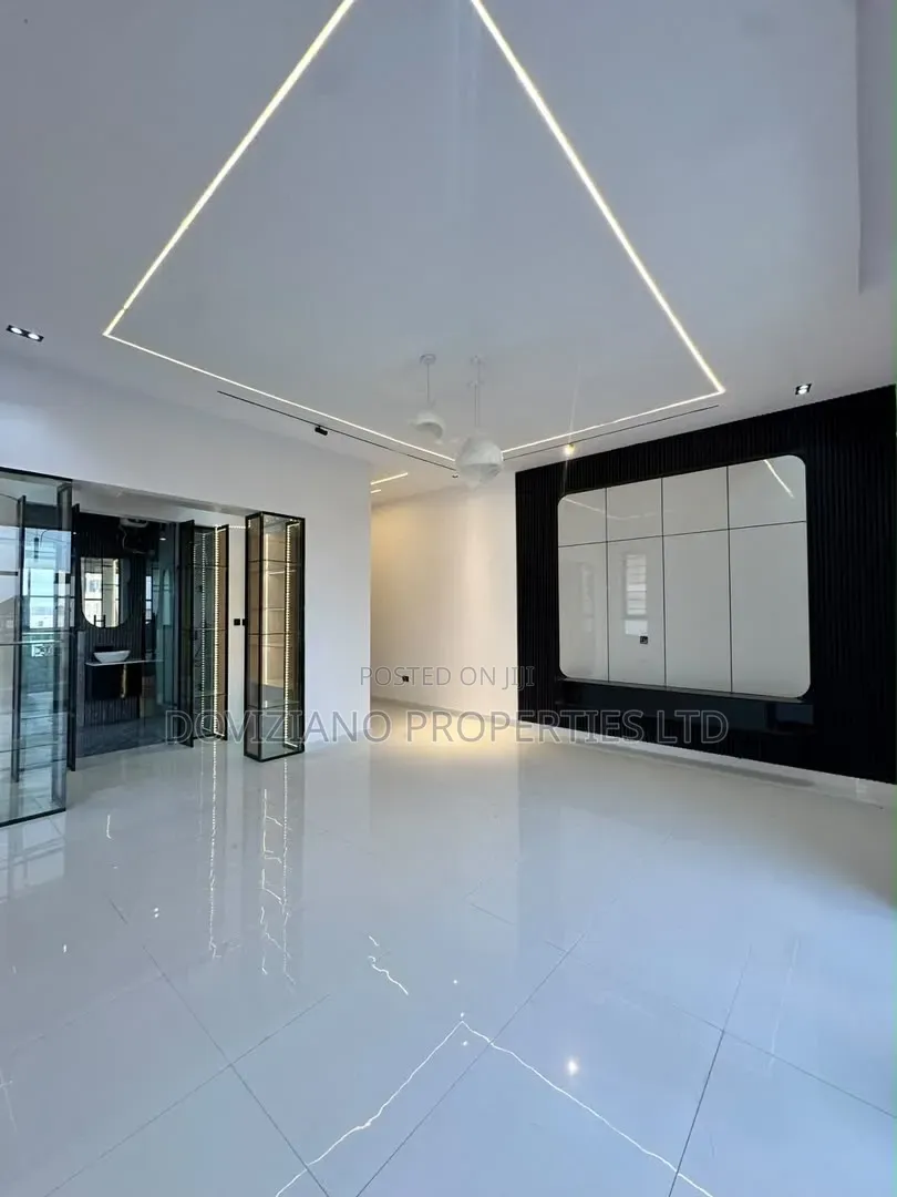 5bdrm Duplex in Abraham Adesanya Estate for sale