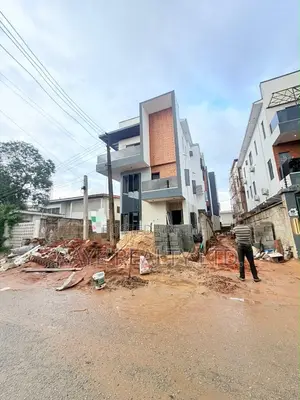 5bdrm Duplex in Adeniyi Jones for sale