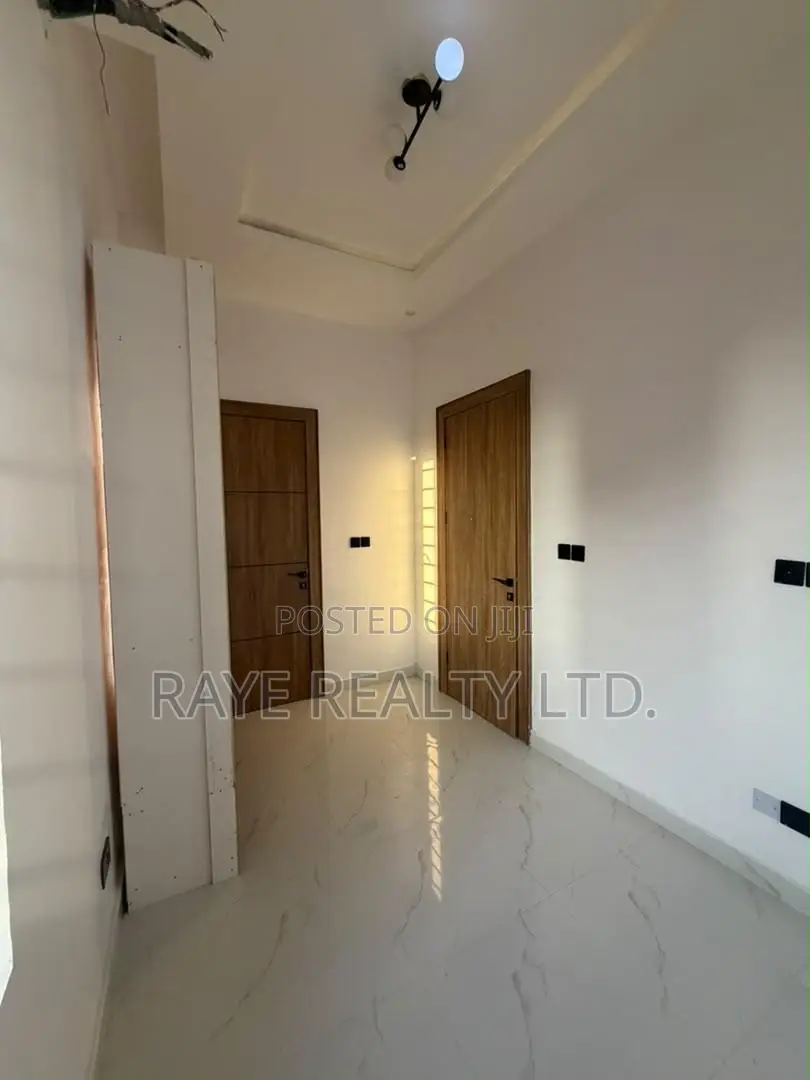 4bdrm Duplex in Adeniyi Jones for sale