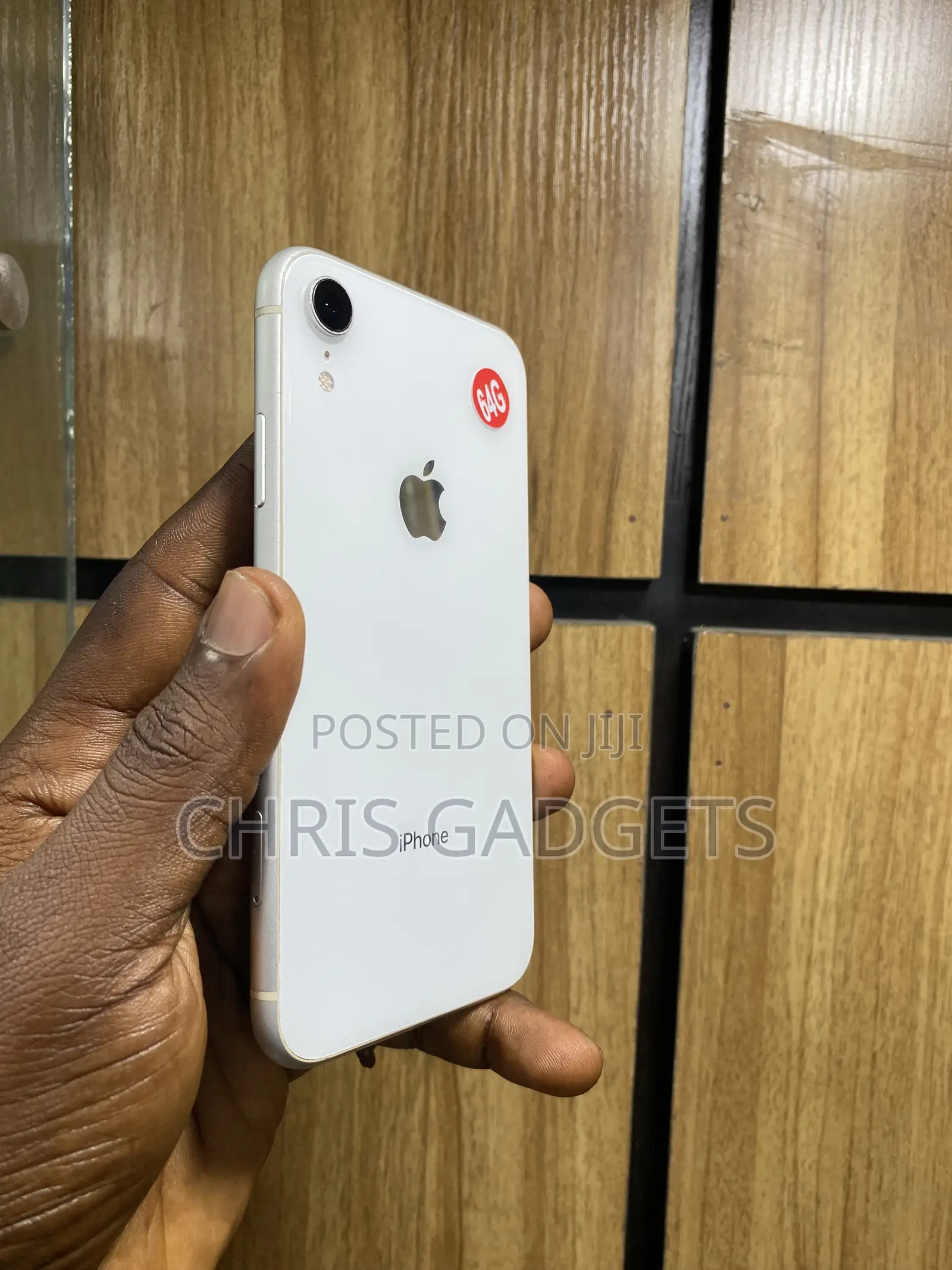 Apple iPhone XR 64 GB White
