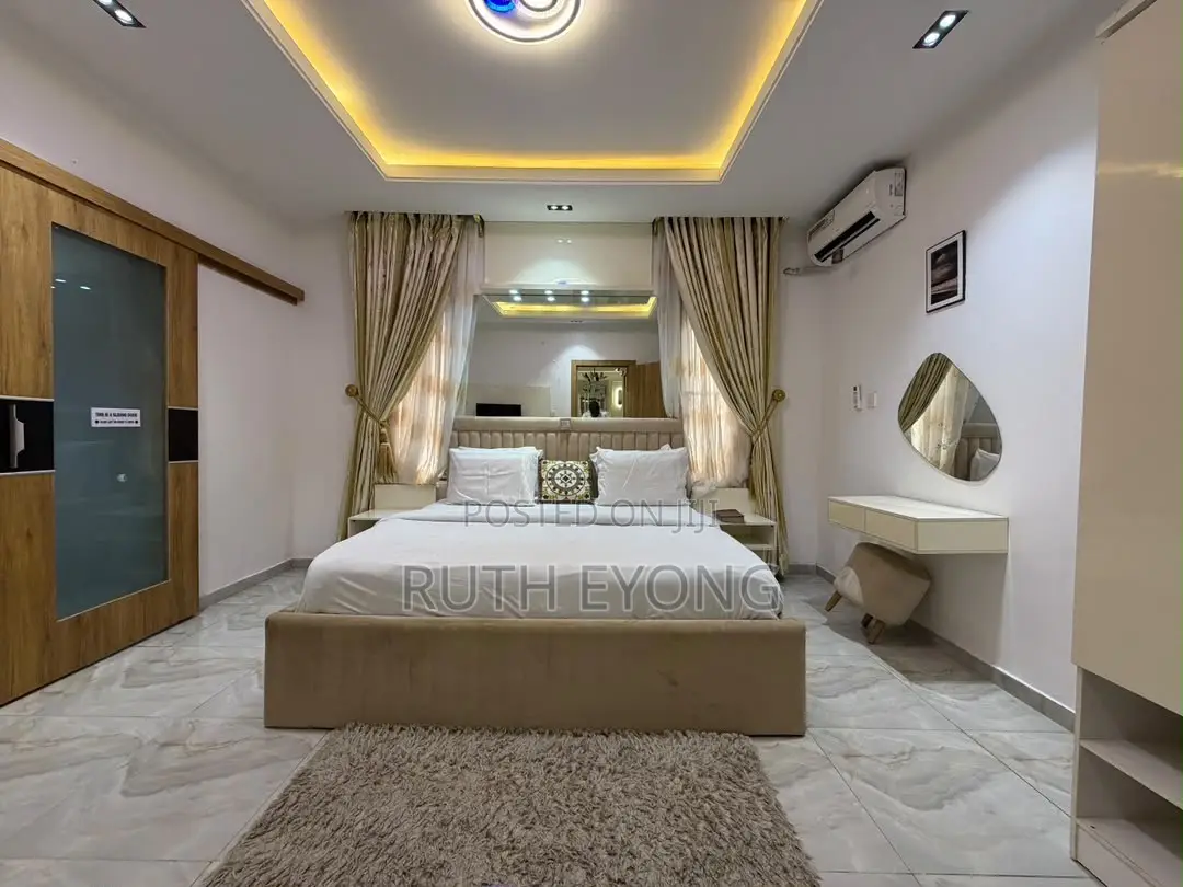 Furnished 2bdrm Apartment in Lekki Phase 1 for rent