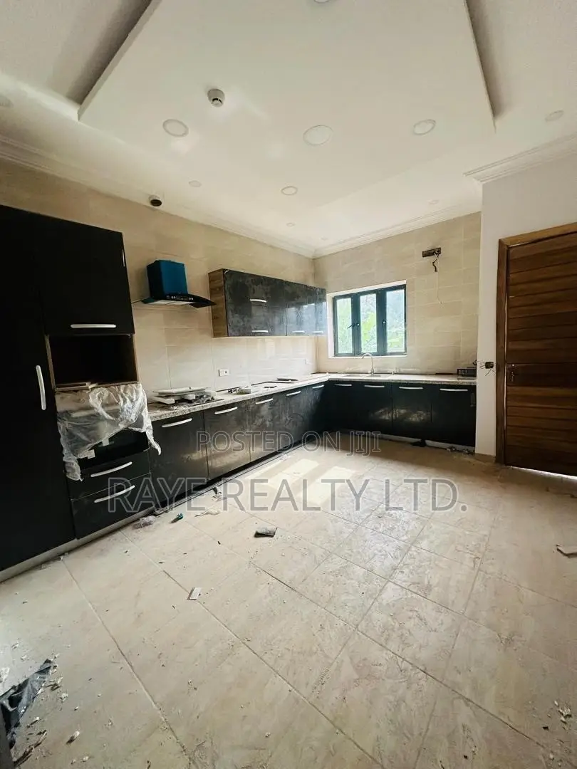 4bdrm Duplex in Ikeja GRA for sale