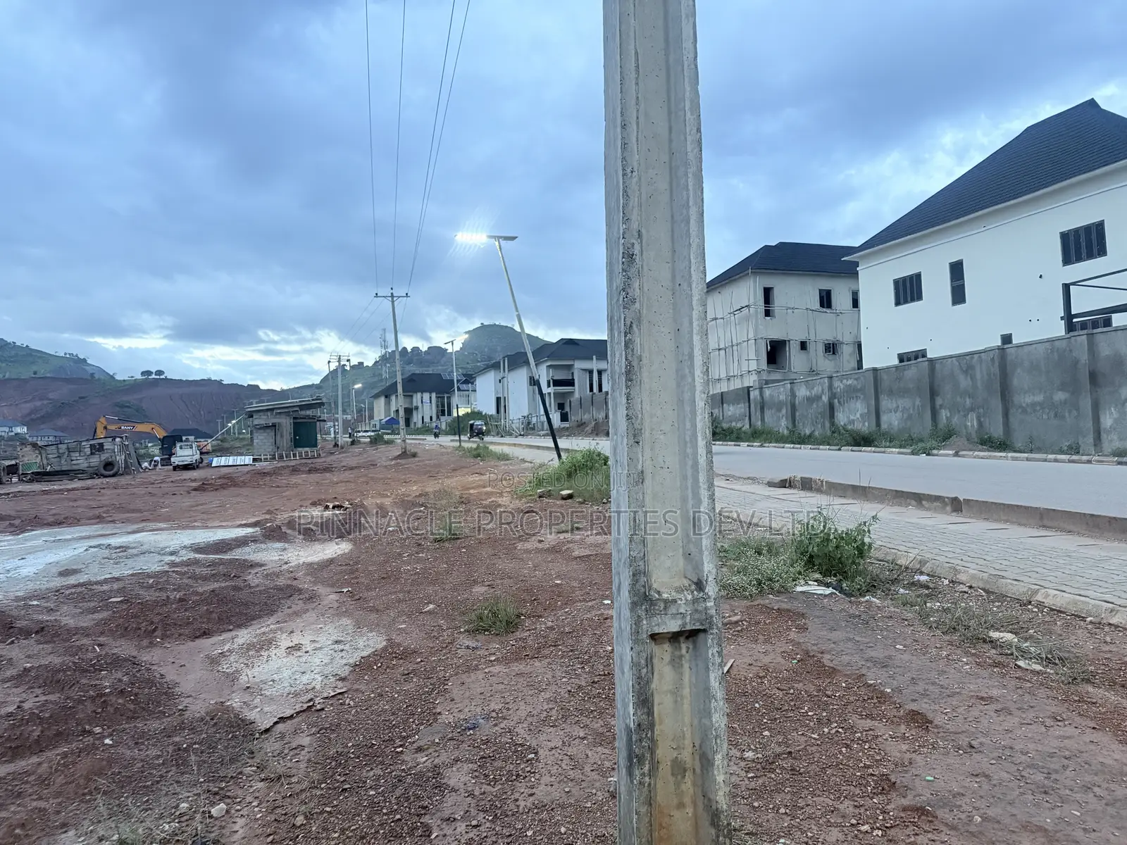 Distress Sale: 450sqm Land at Admiralty Estate Asokoro Abuja