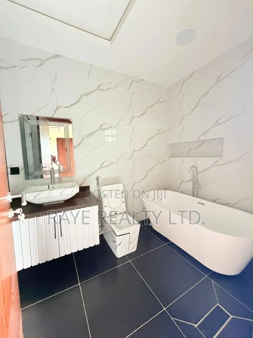 4bdrm Duplex in Gbagada for sale
