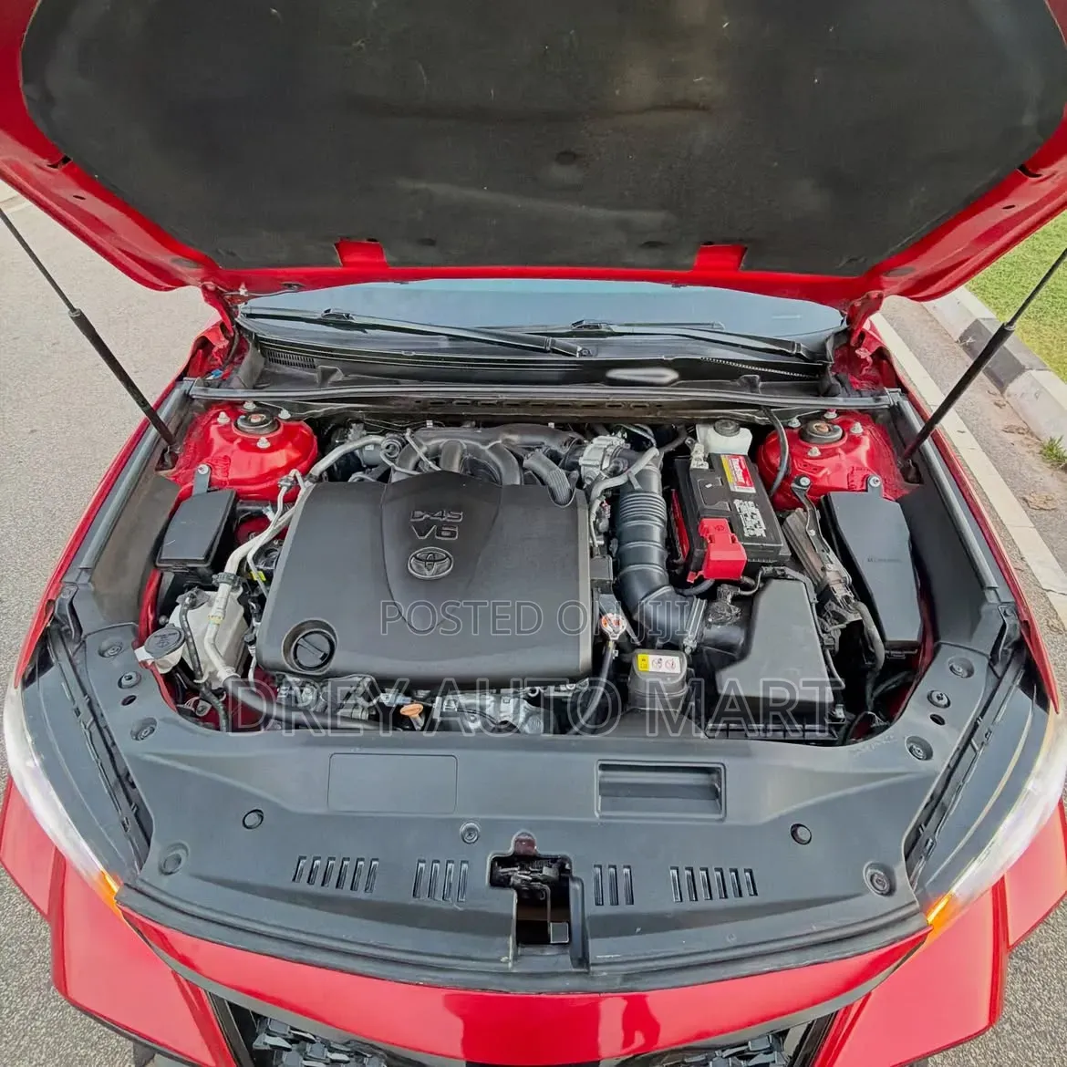 Toyota Avalon 2020 Red