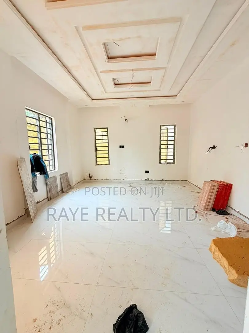 4bdrm Duplex in Gbagada for sale