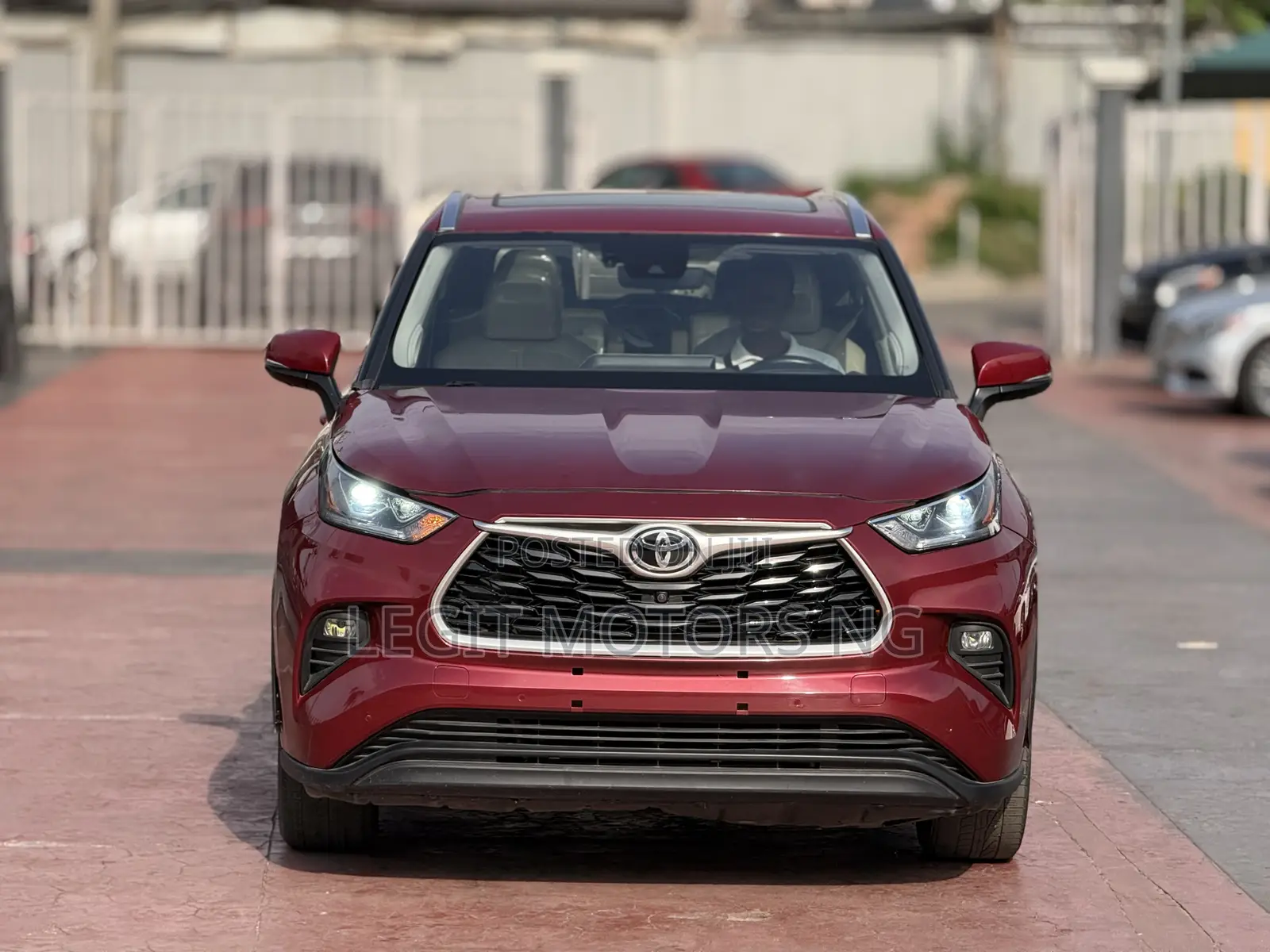 Toyota Highlander Platinum AWD 2020 Red