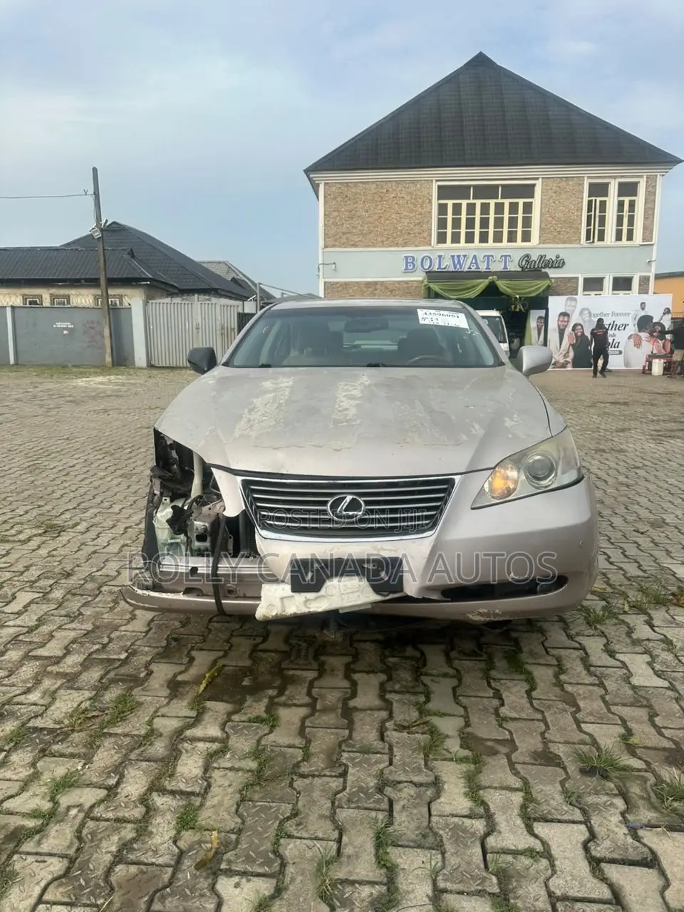 Lexus ES 350 2010 Gold
