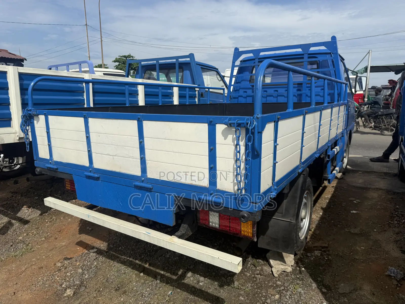 Foreign Used Mitsubishi L300 Pick-Up Mini Truck.