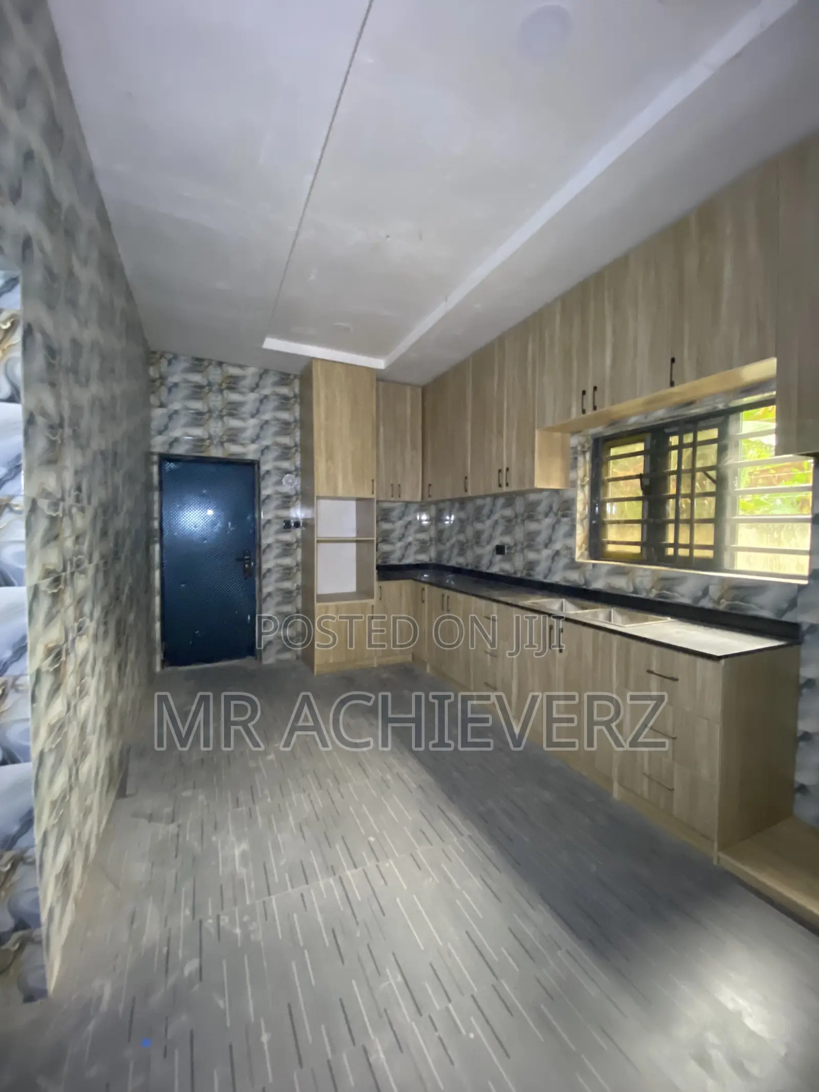 4bdrm Duplex in Eliouzu, Obio-Akpor for rent