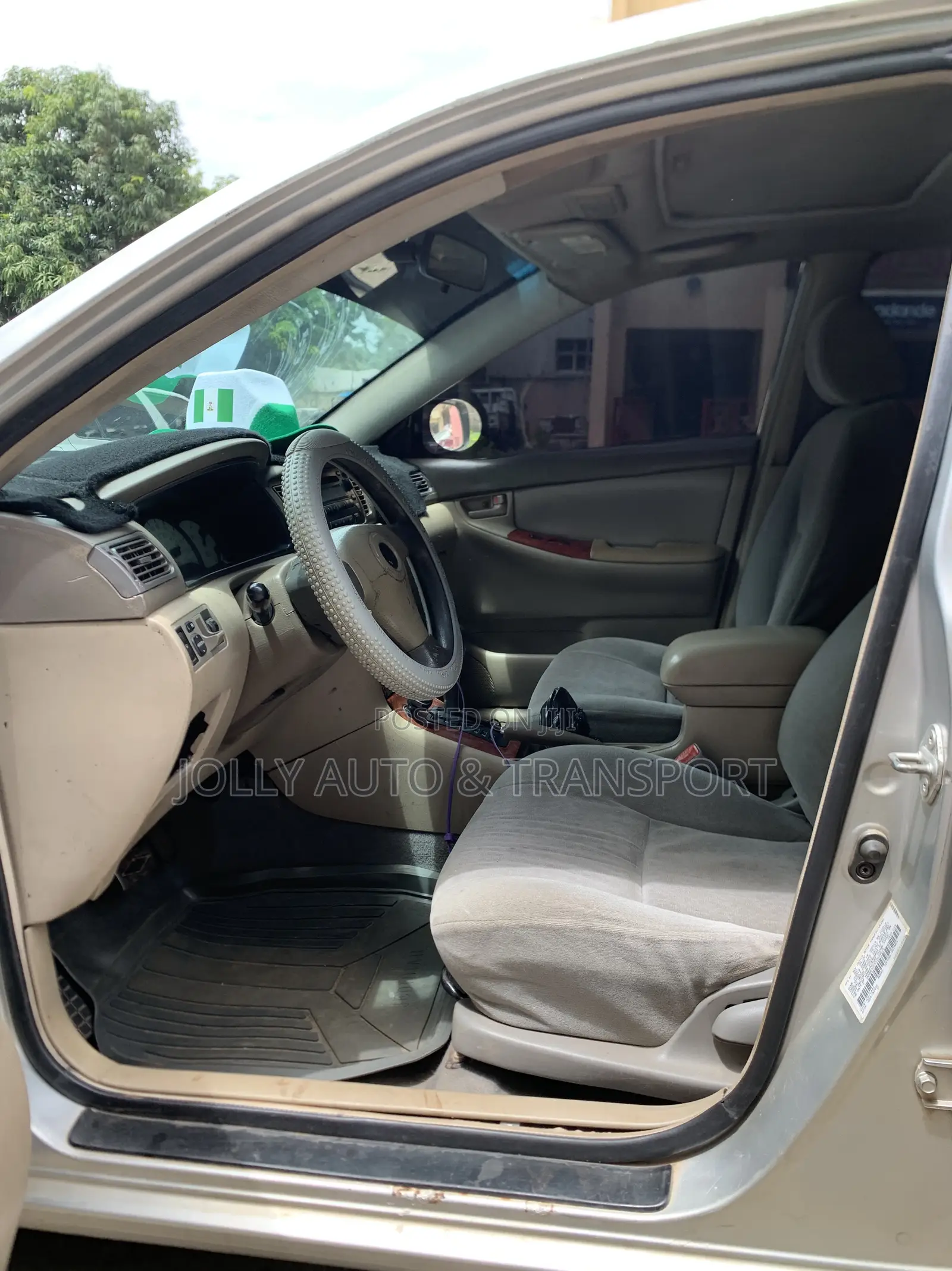 Toyota Corolla LE 2004 Silver