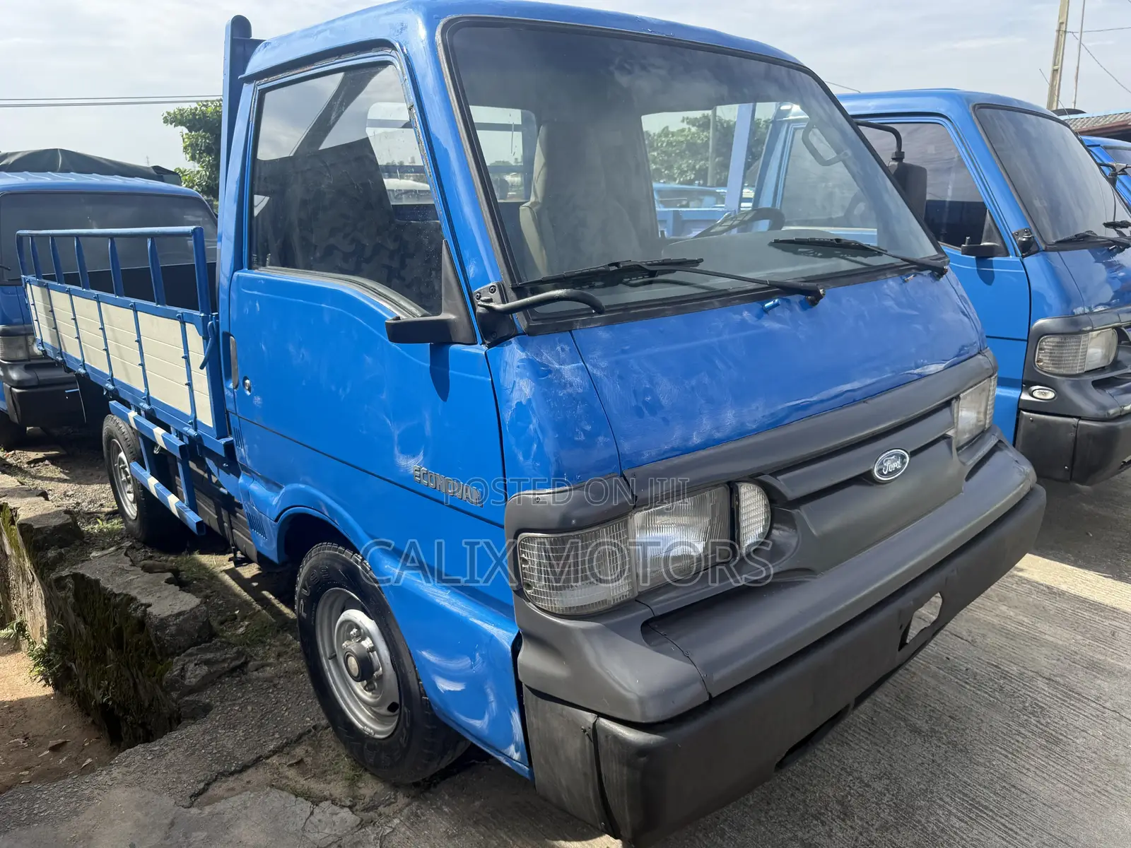 Foreign Used Ford Pick - Up Mini Truck.