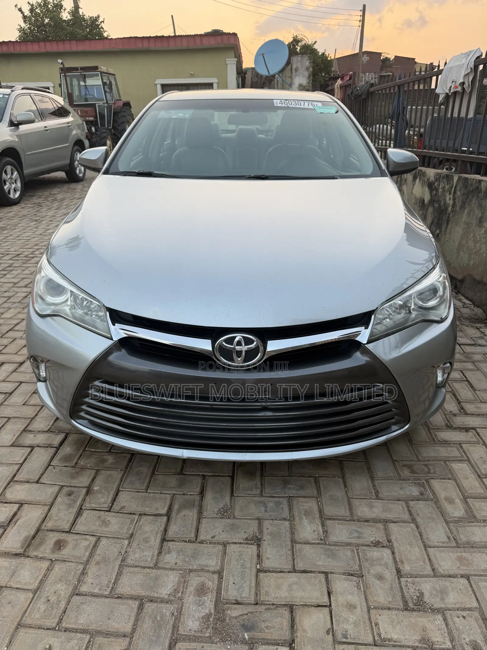 Toyota Camry LE 4dr Sedan (2.5L 4cyl 6A) 2015 Silver