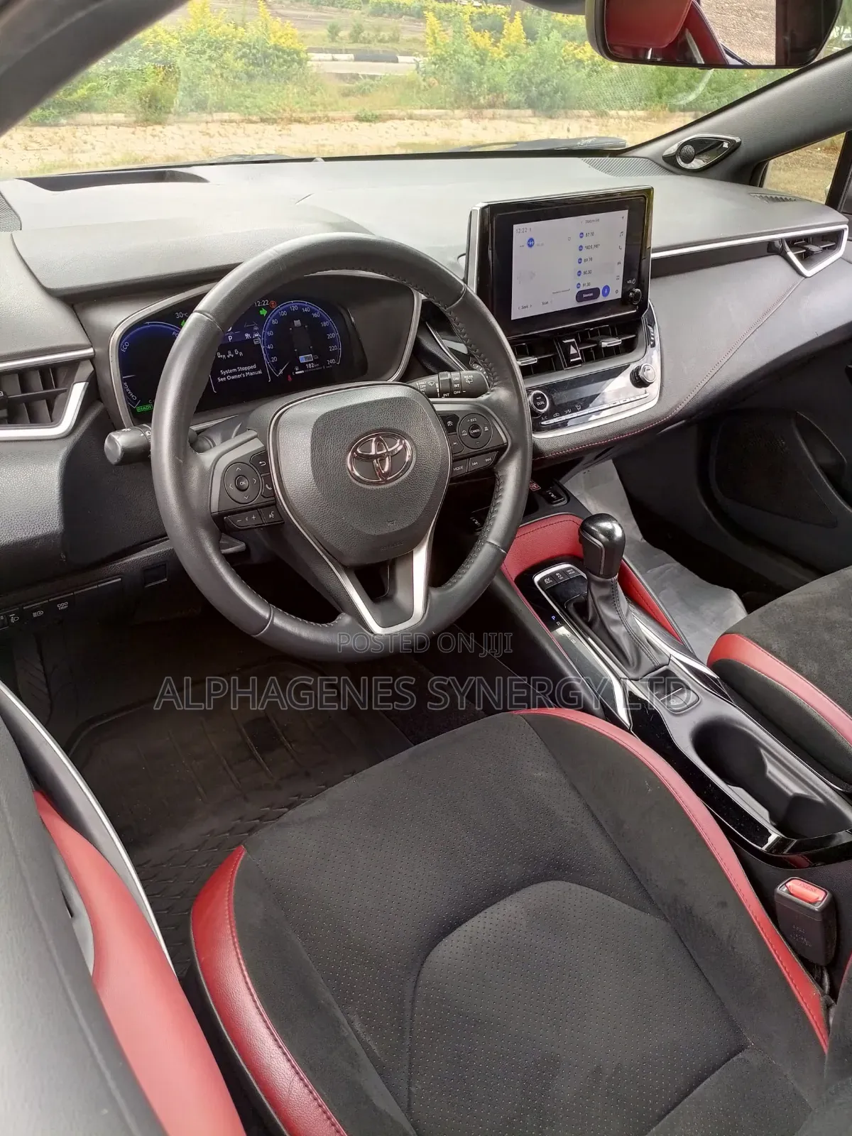 Toyota Corolla 2024 Silver