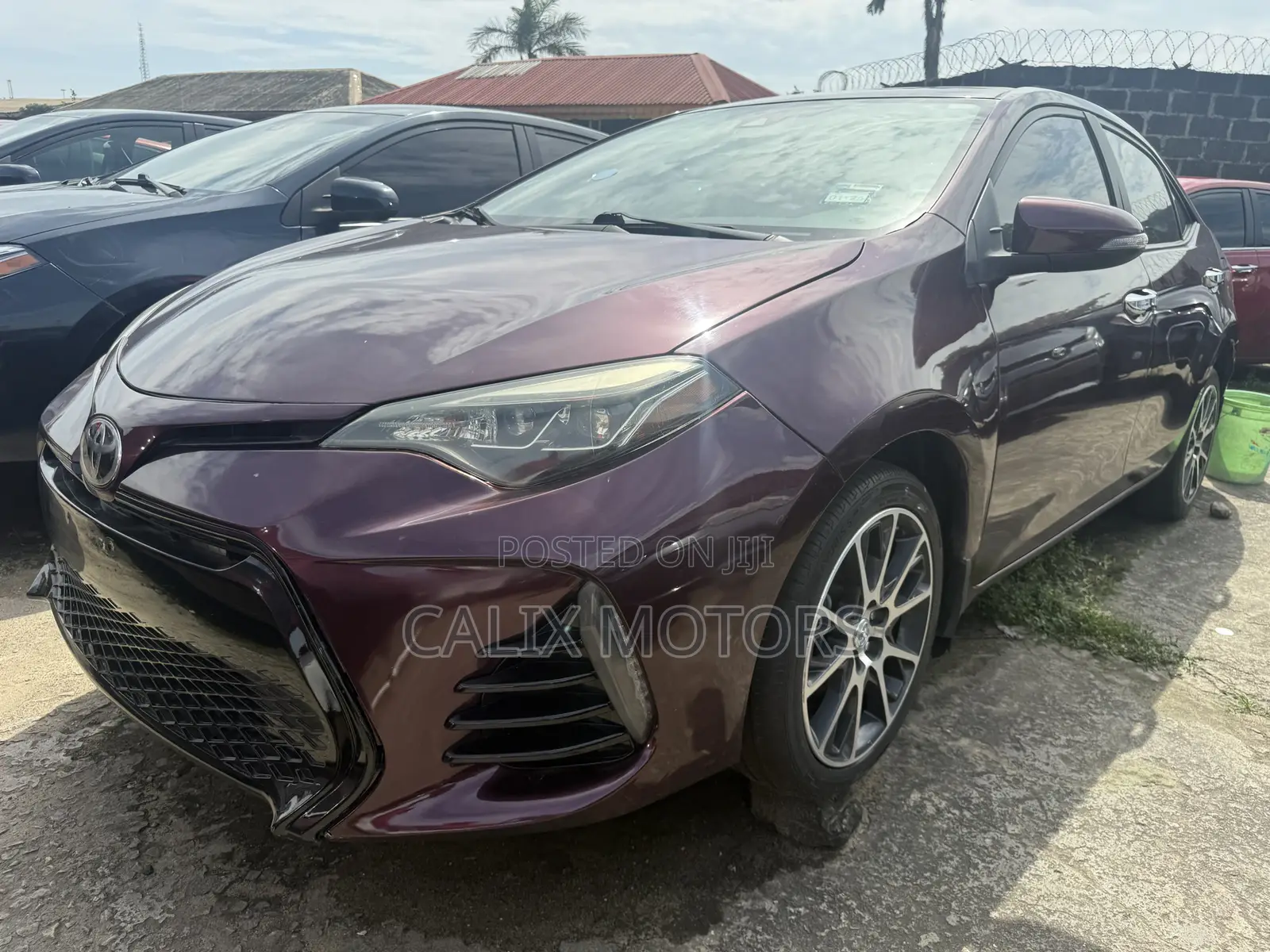 Toyota Corolla 2018 Burgundy