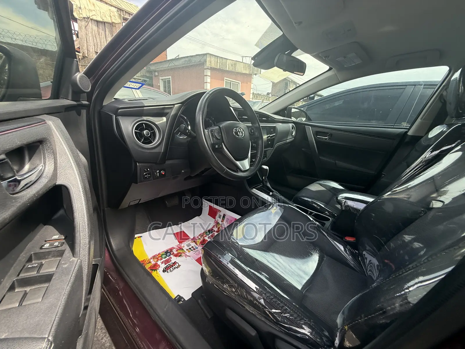 Toyota Corolla 2018 Burgundy