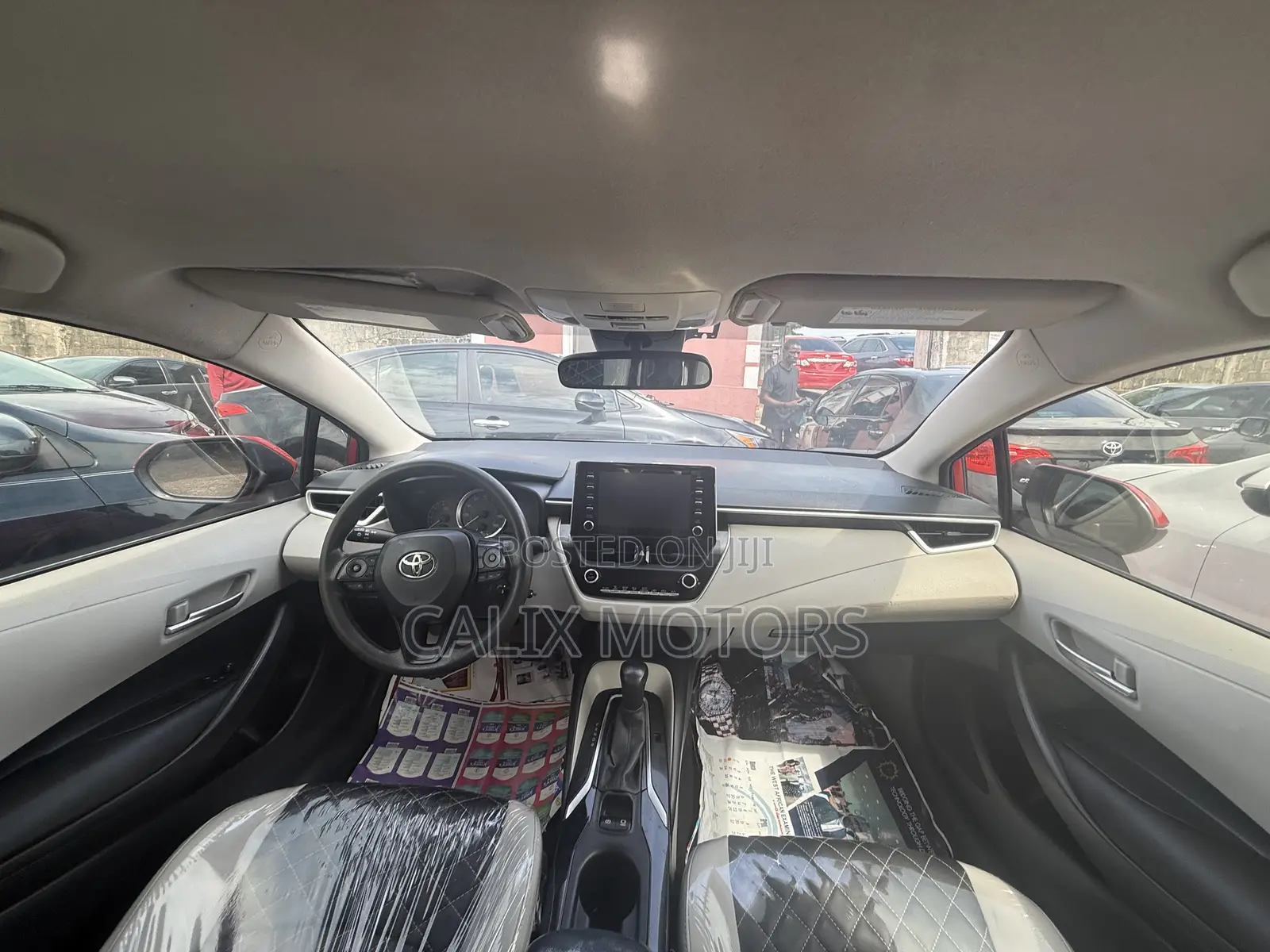 Toyota Corolla 2022 Red
