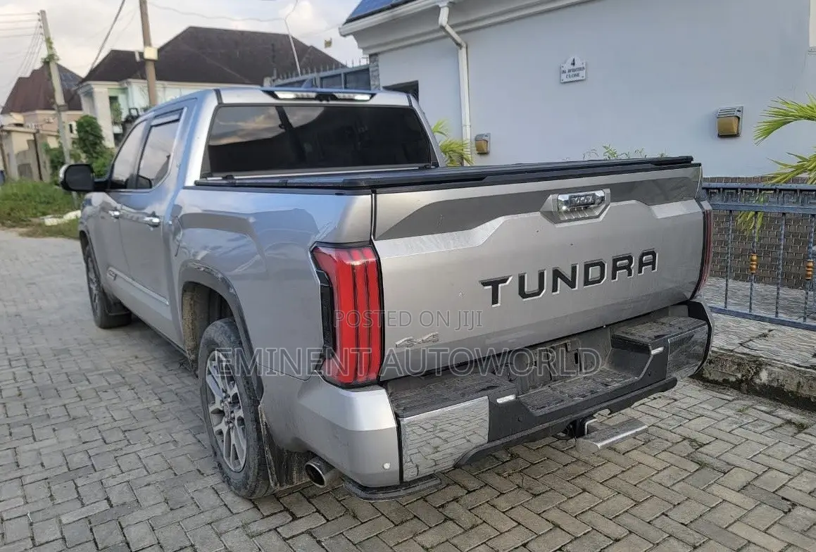 Toyota Tundra 1794 Edition CrewMax 6.5' Bed 2024 Gray