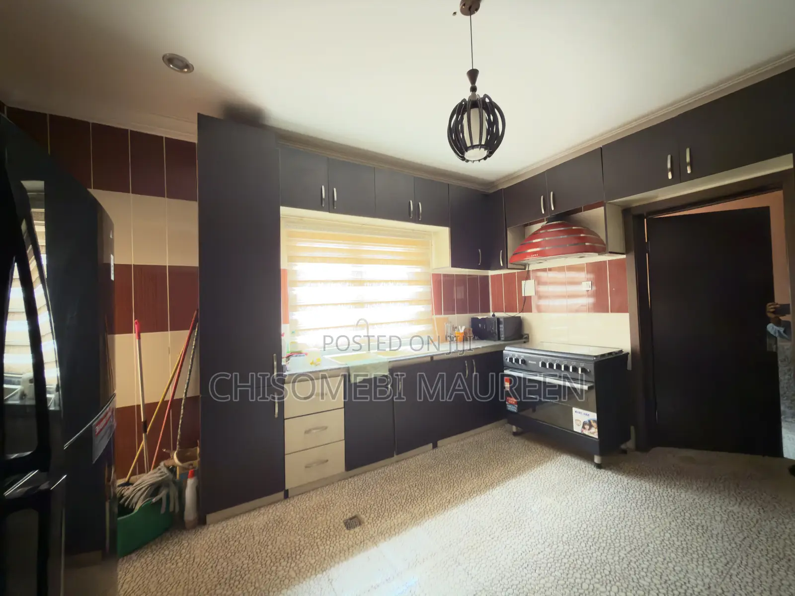 5bdrm Duplex in Gaduwa for sale