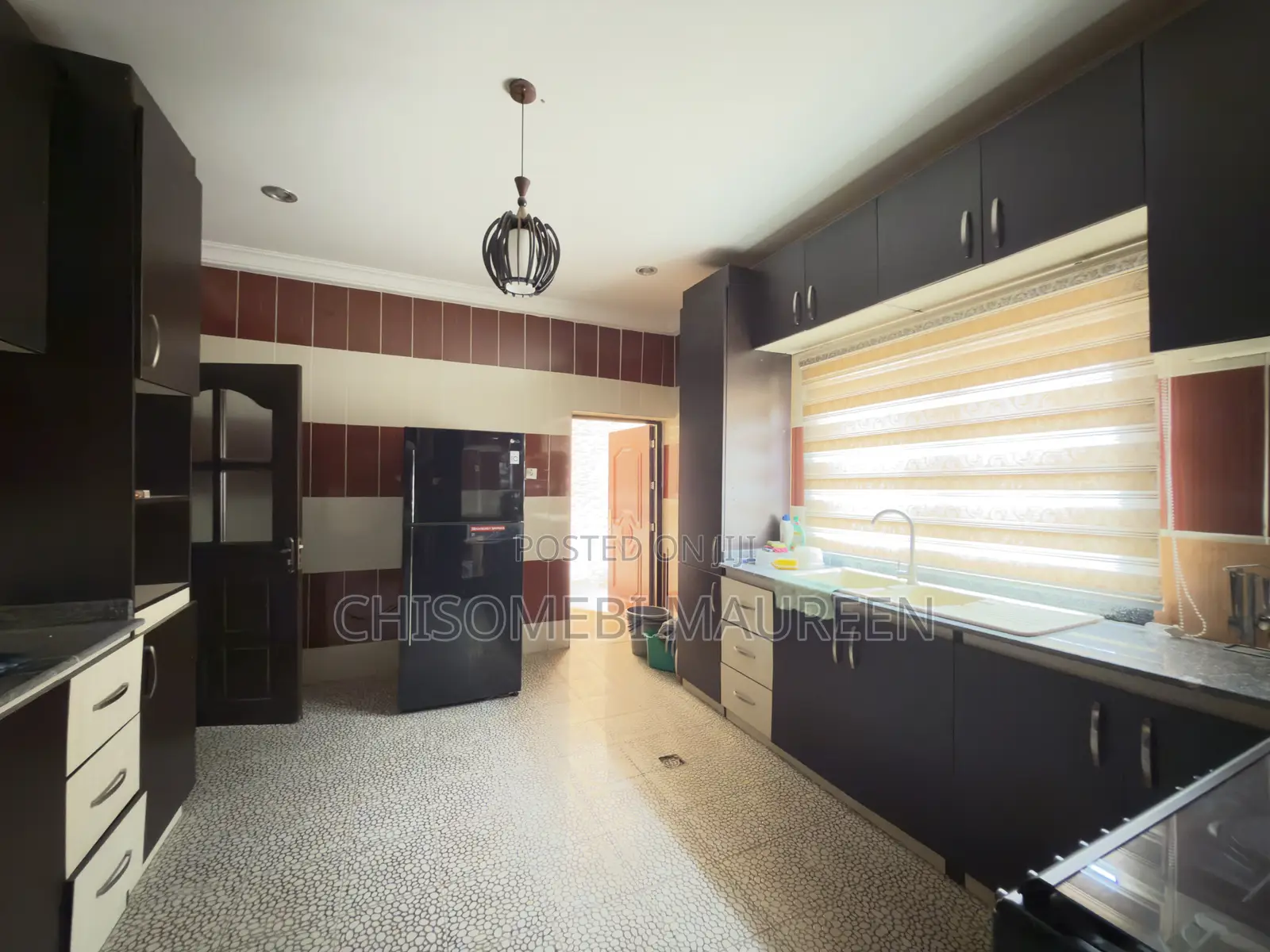 5bdrm Duplex in Gaduwa for sale