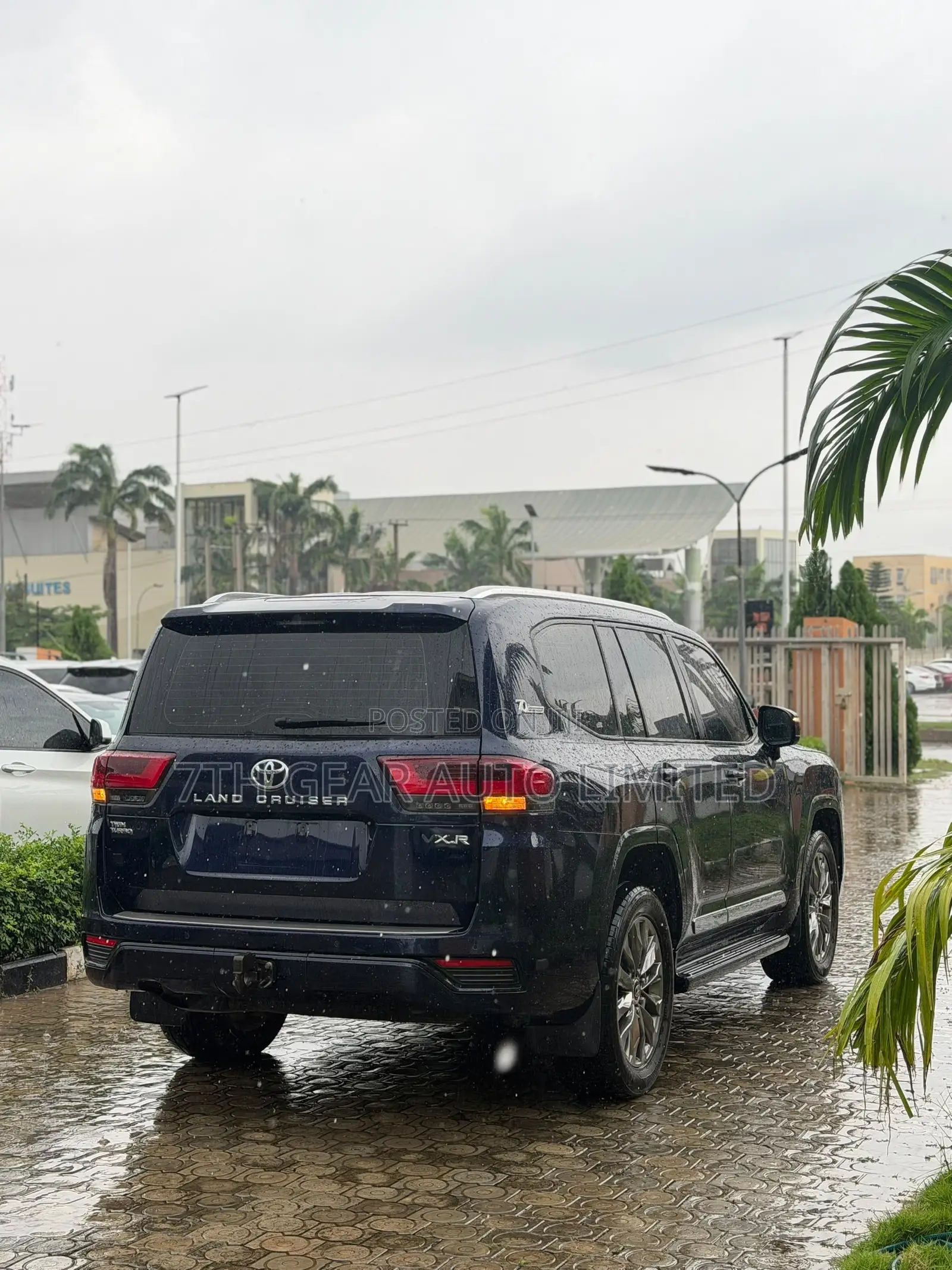 Toyota Land Cruiser 2025 Blue