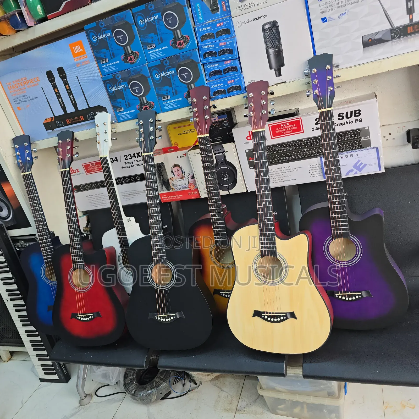 Quality 38 Inches Acoustic Guitar - Rich Tone & Stylish Finish Options