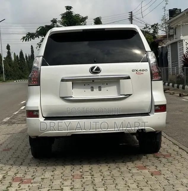 Lexus GX 460 2021 White