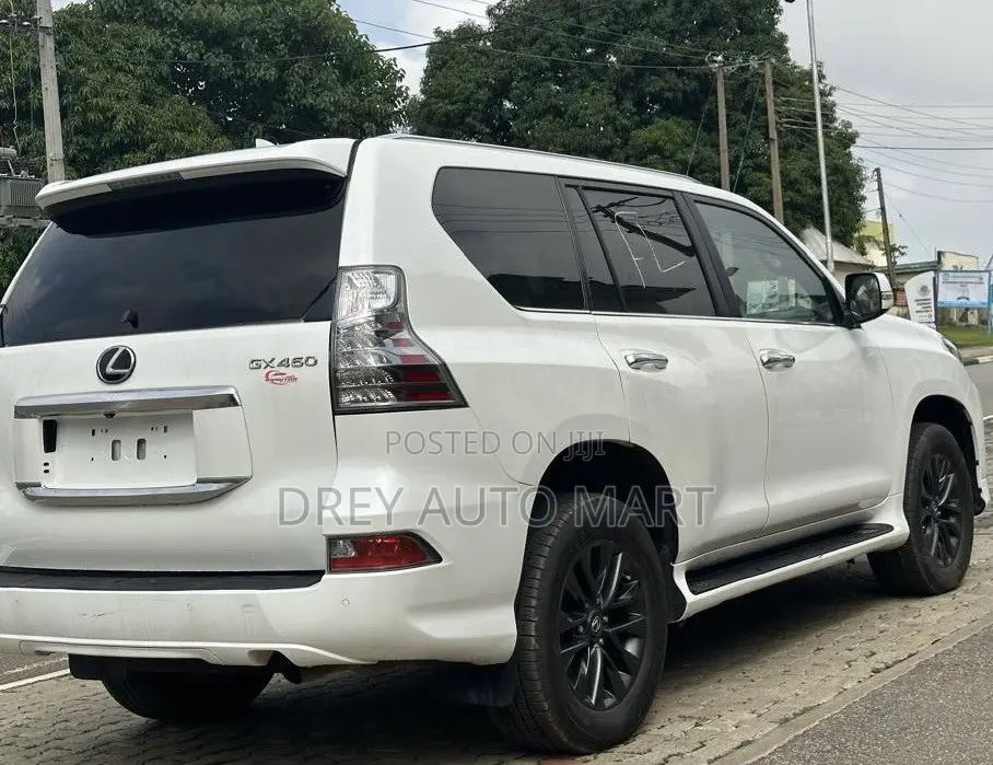 Lexus GX 460 2021 White